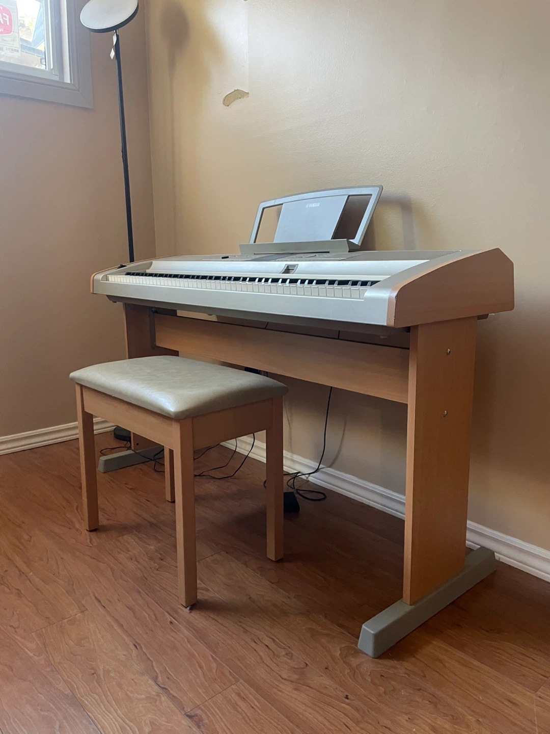 Yamaha DGX-505 Portable Grand Piano - photo 2
