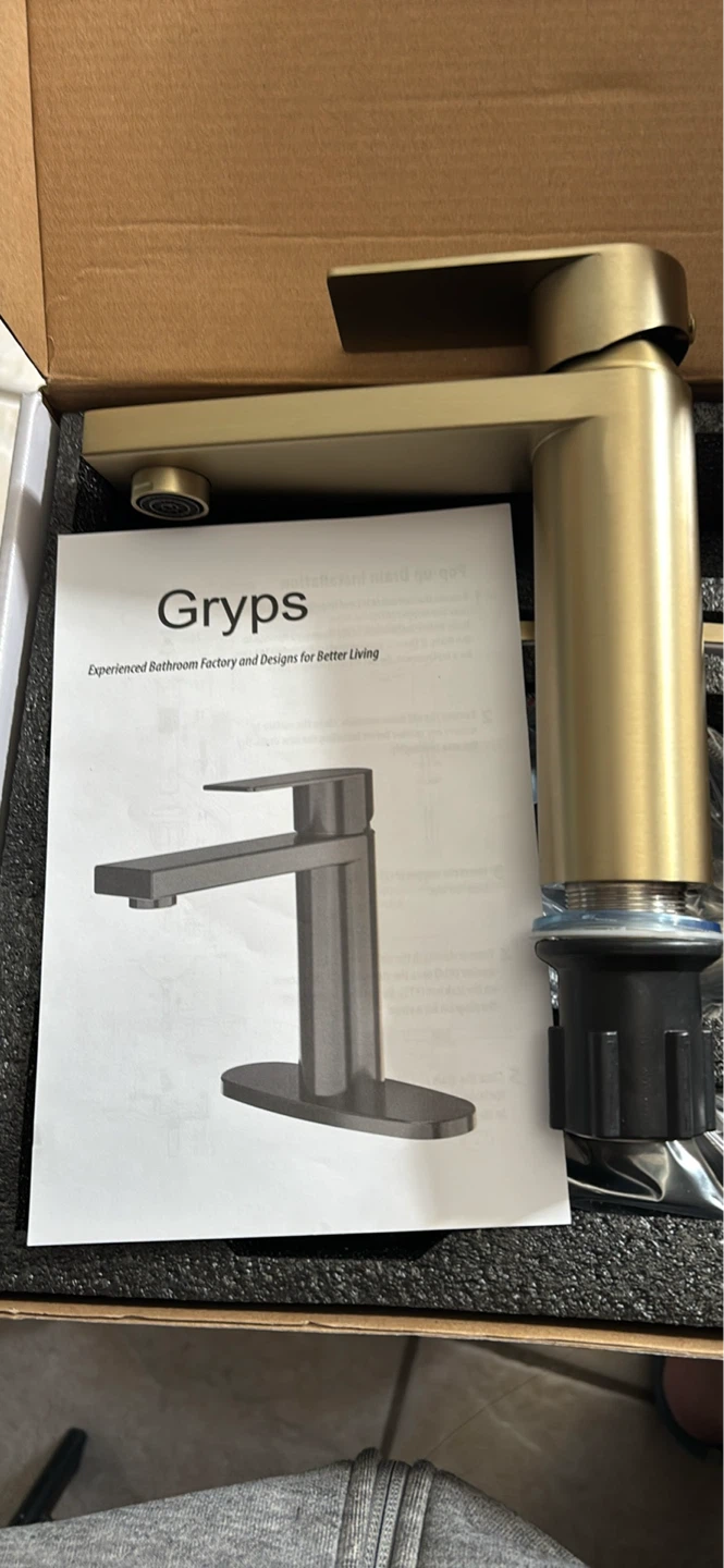 Gryps Brushed Gold Bathroom Sink Faucet