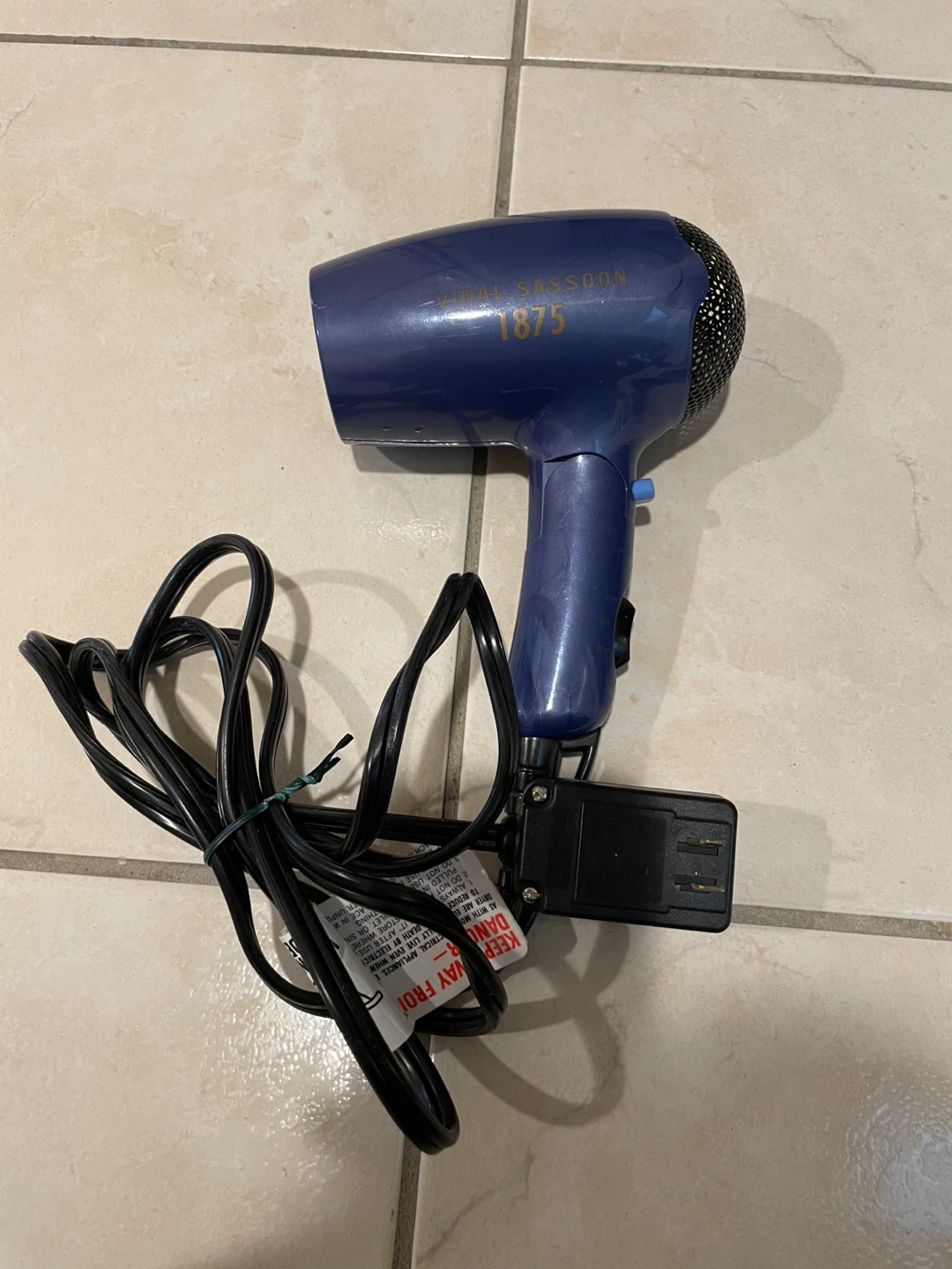 BOUTIQUE by CONAIR / VIDAL SASSOON 1875 hair dryer $15 each - photo 2