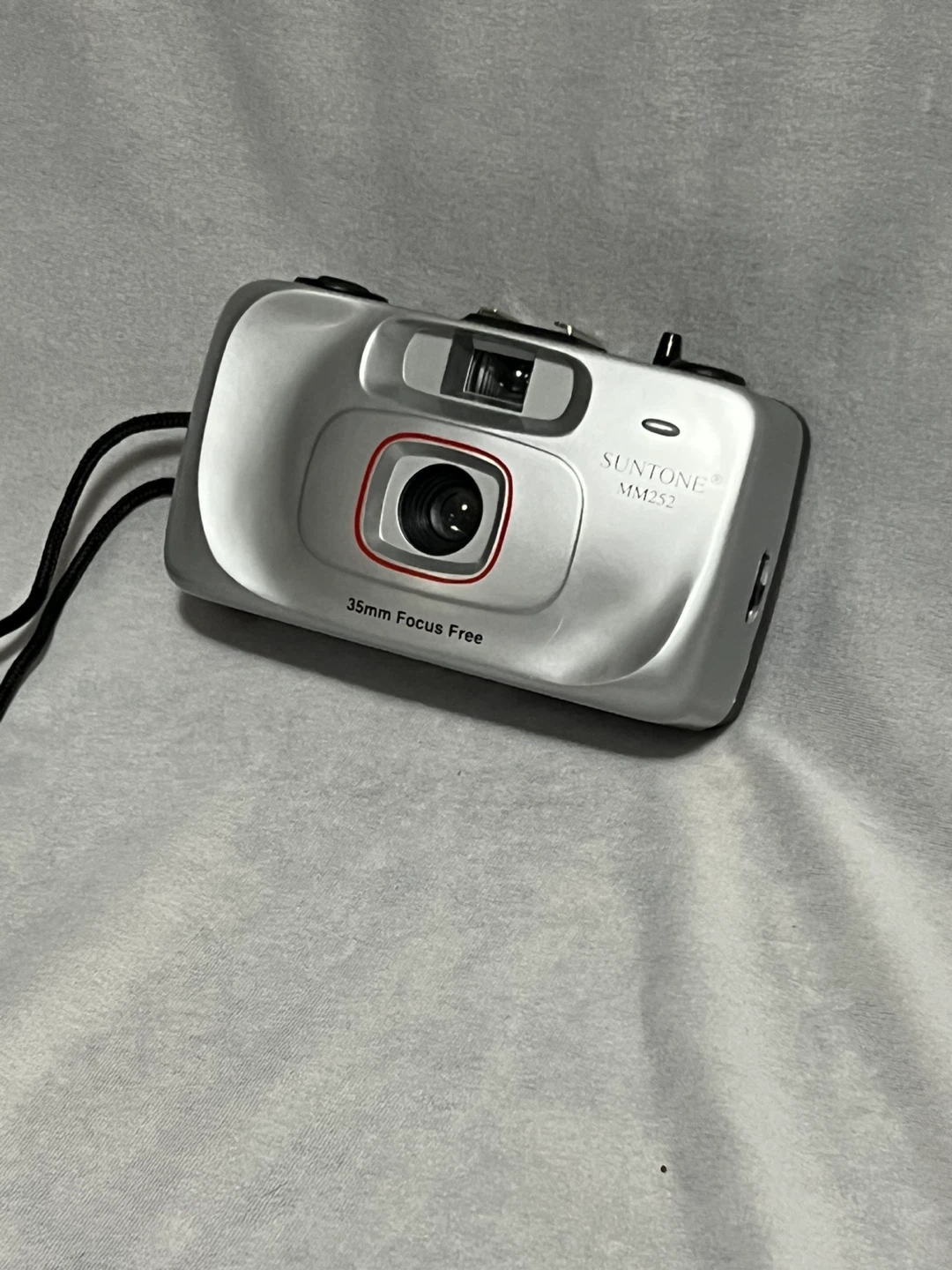 Vintage 35mm Camera - photo 2