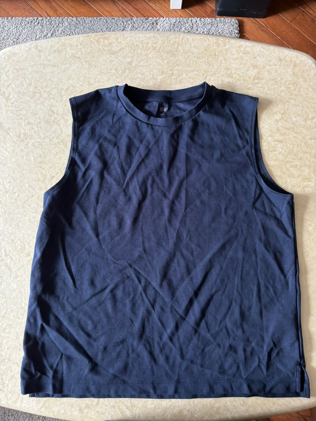 Uniqlo Navy Sleeveless T-Shirt men XL