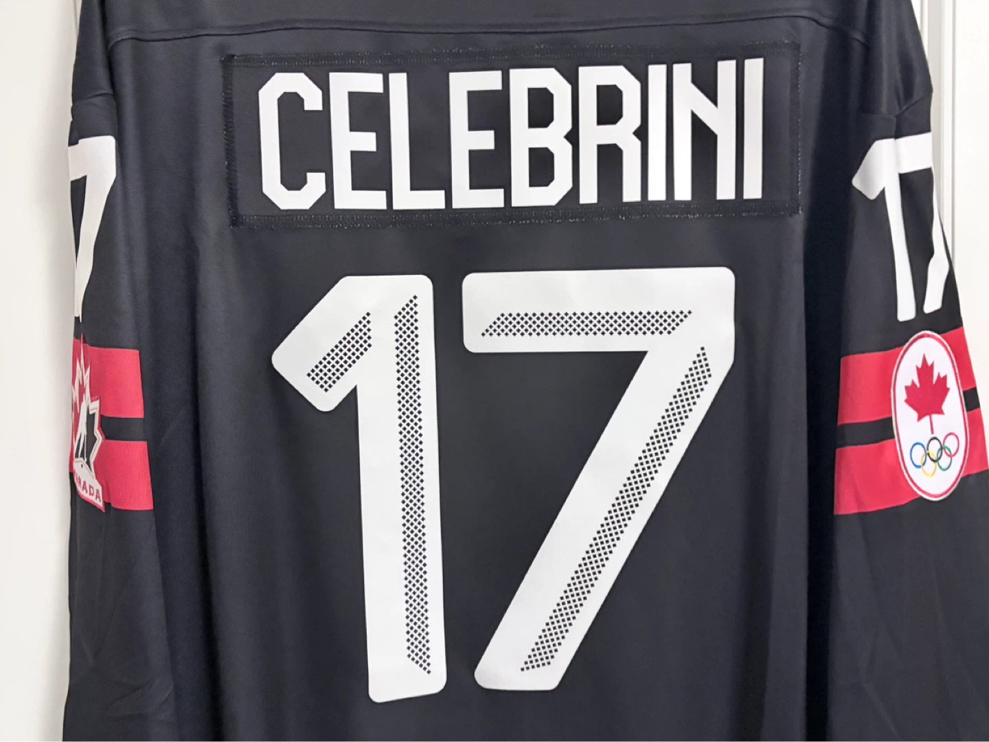 BNWT Authentic Bauer 2026 Canada Celebrini Black Jersey 2XL - photo 2