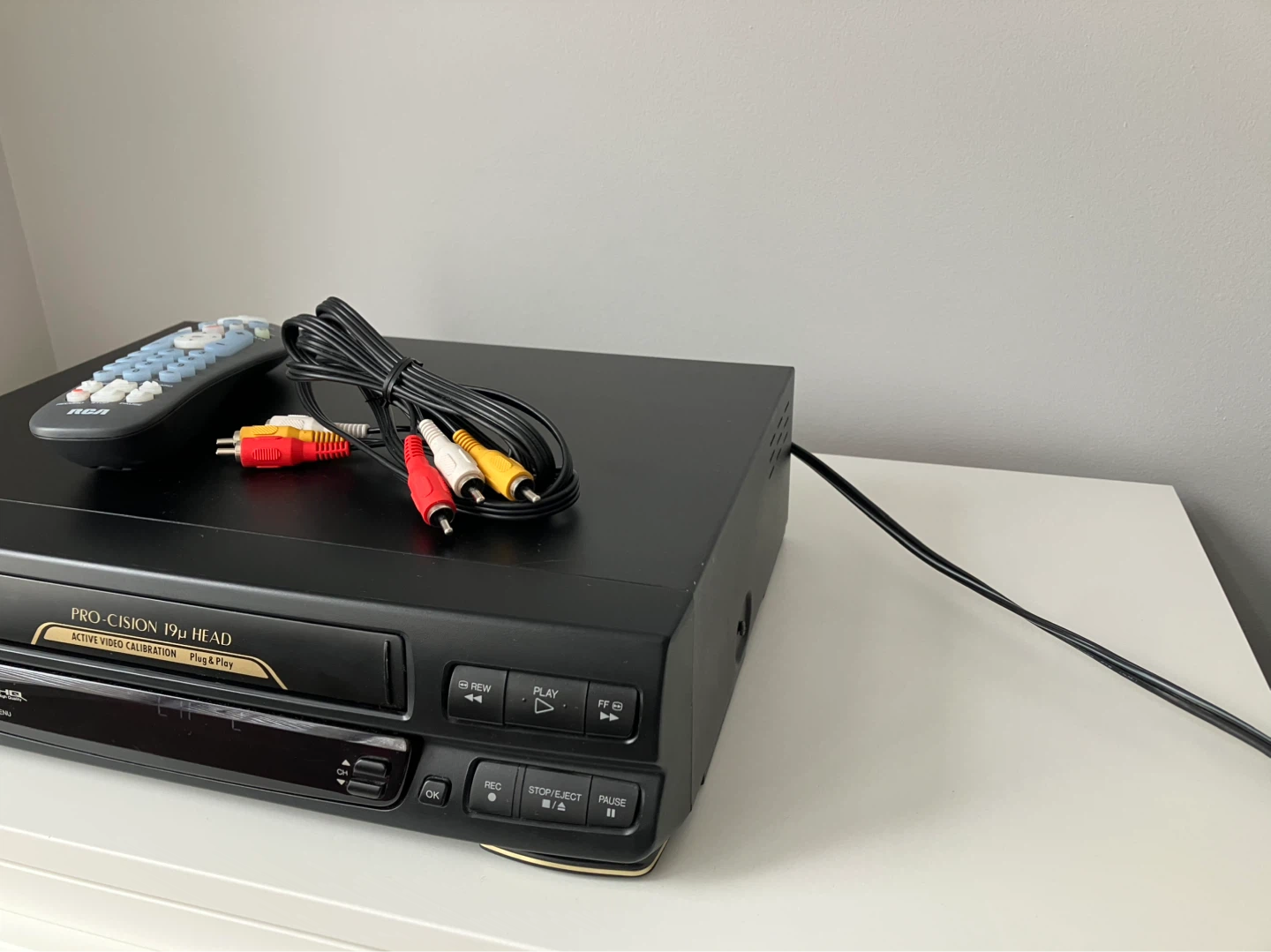 JVC Hi-fi VCR with remote + cables tested & working! - photo 2