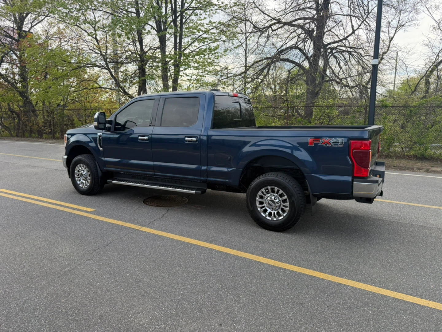 2020 Ford F-350 Super Duty XLT Truck - photo 4