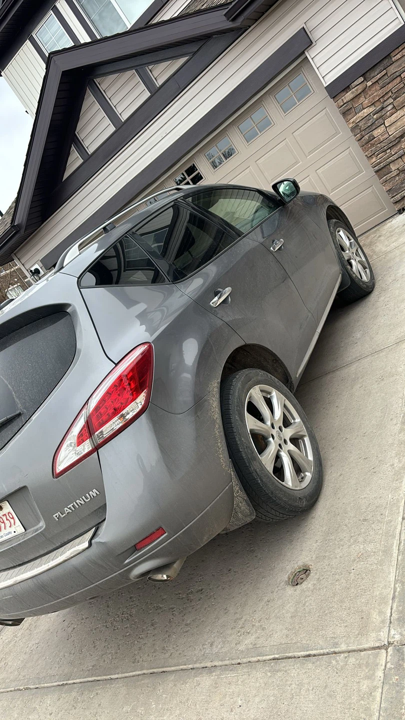 Nissan Murano Platinum SUV - photo 4