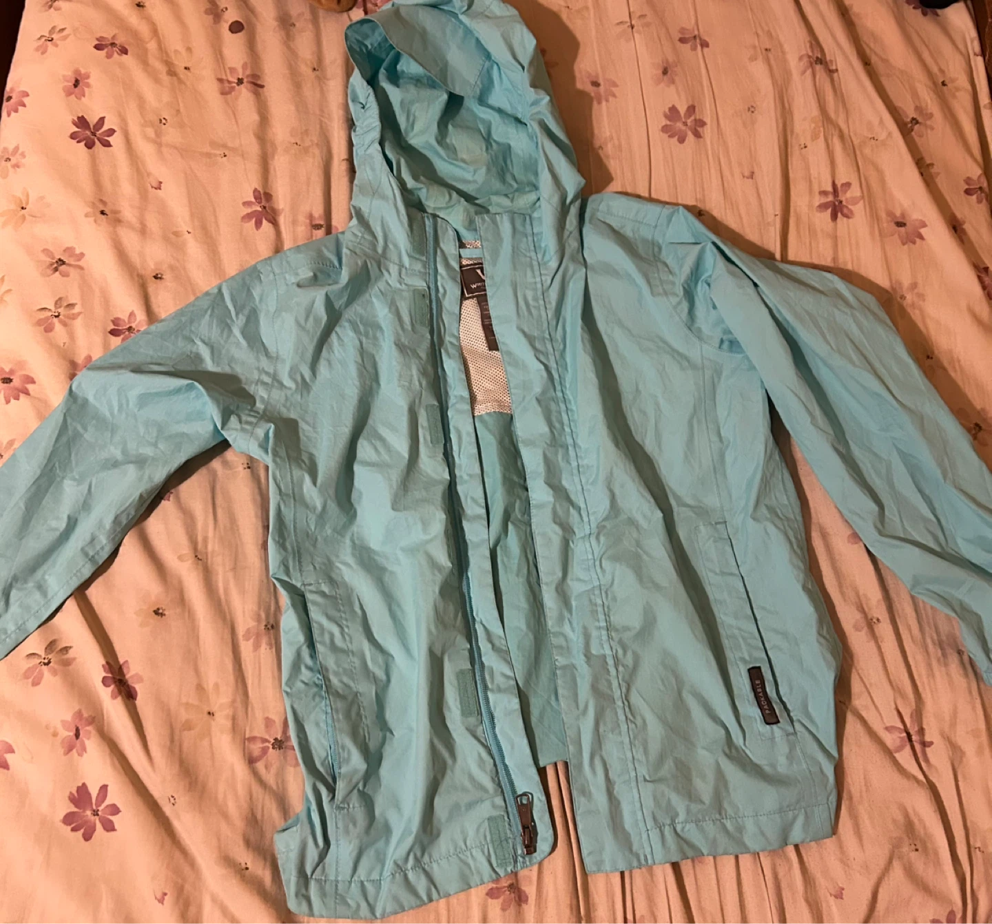 White Sierra Hooded Rain Jacket - Kids Medium