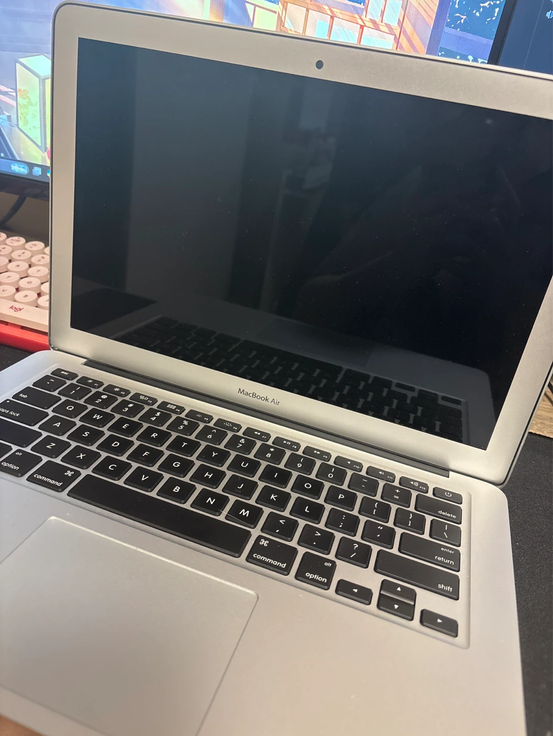 Apple MacBook Air Laptop