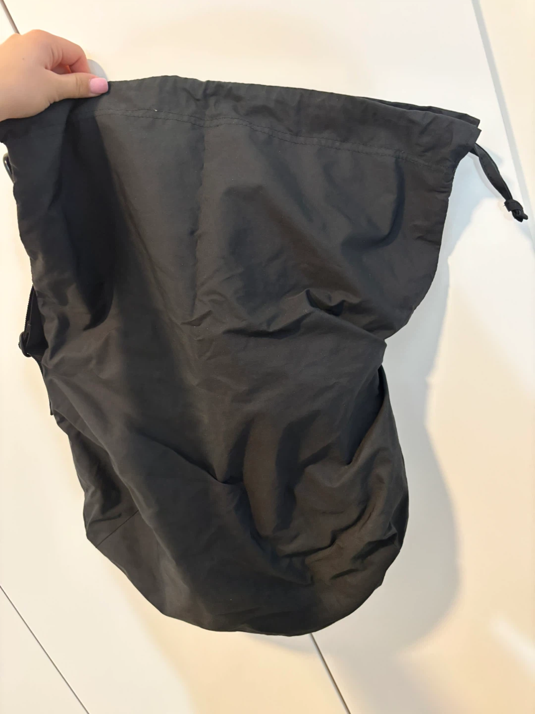 UNIQLO Black Drawstring Bag - photo 2