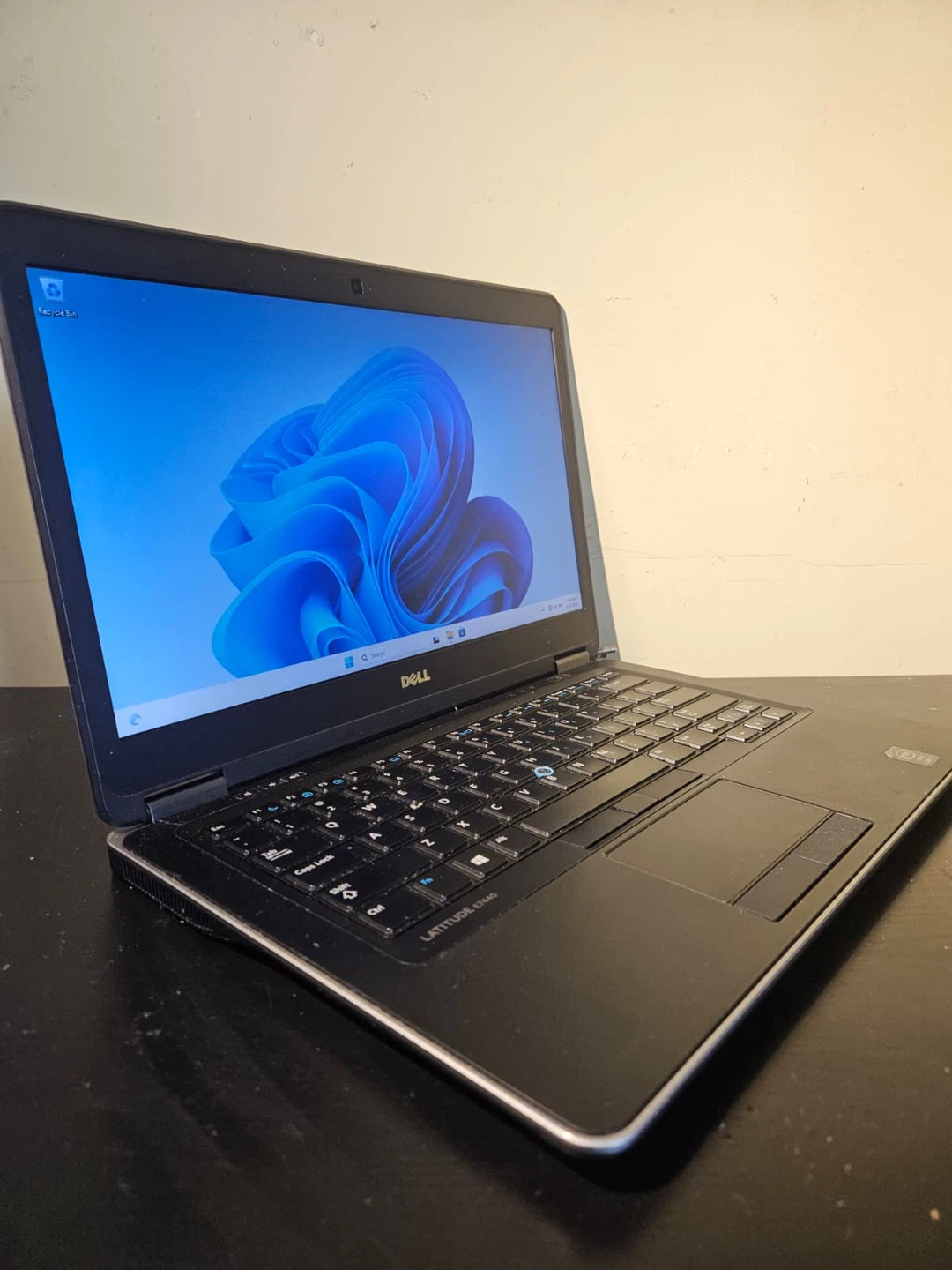 🔥 14” Dell Ultrabook - New Battery | 128GB SSD | Win11 Pro - photo 2