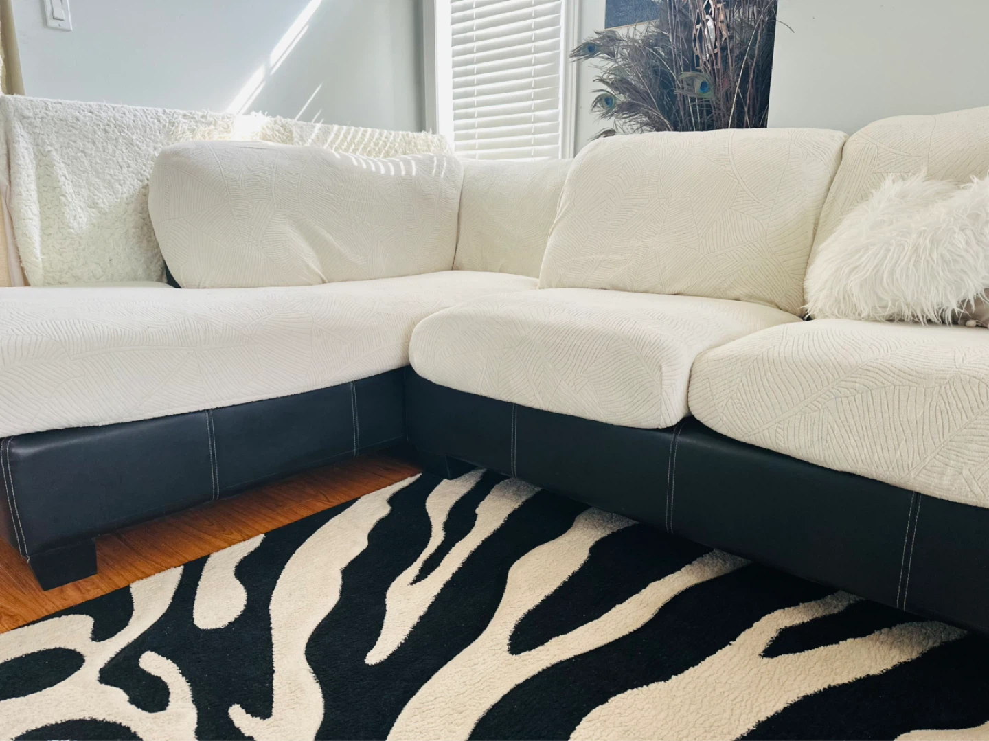 🔥 Moving Sale – Must Go! Comfortable L-Shape Sectional Sofa 🔥