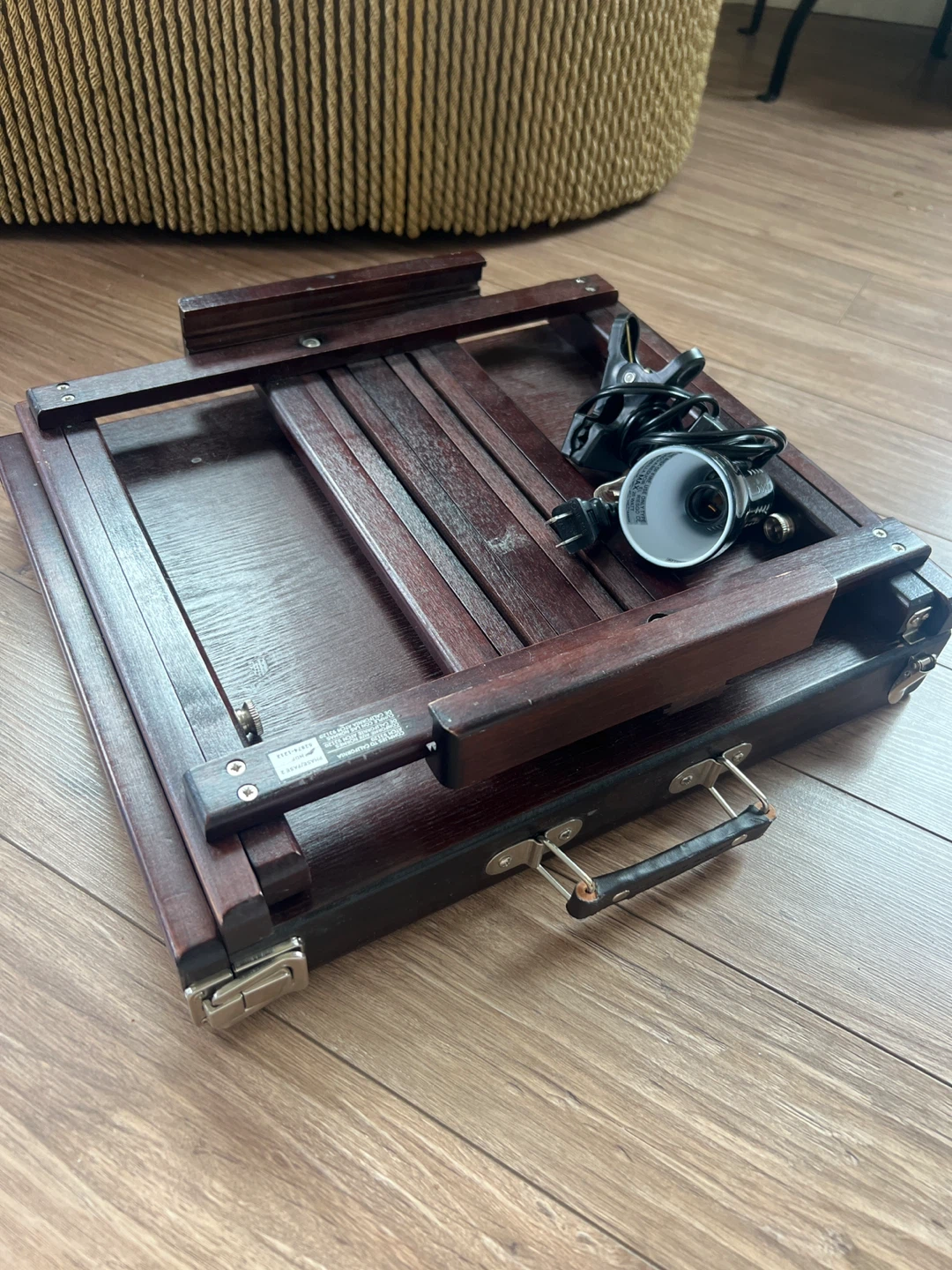 Wooden Art Easel with Lamp - photo 2