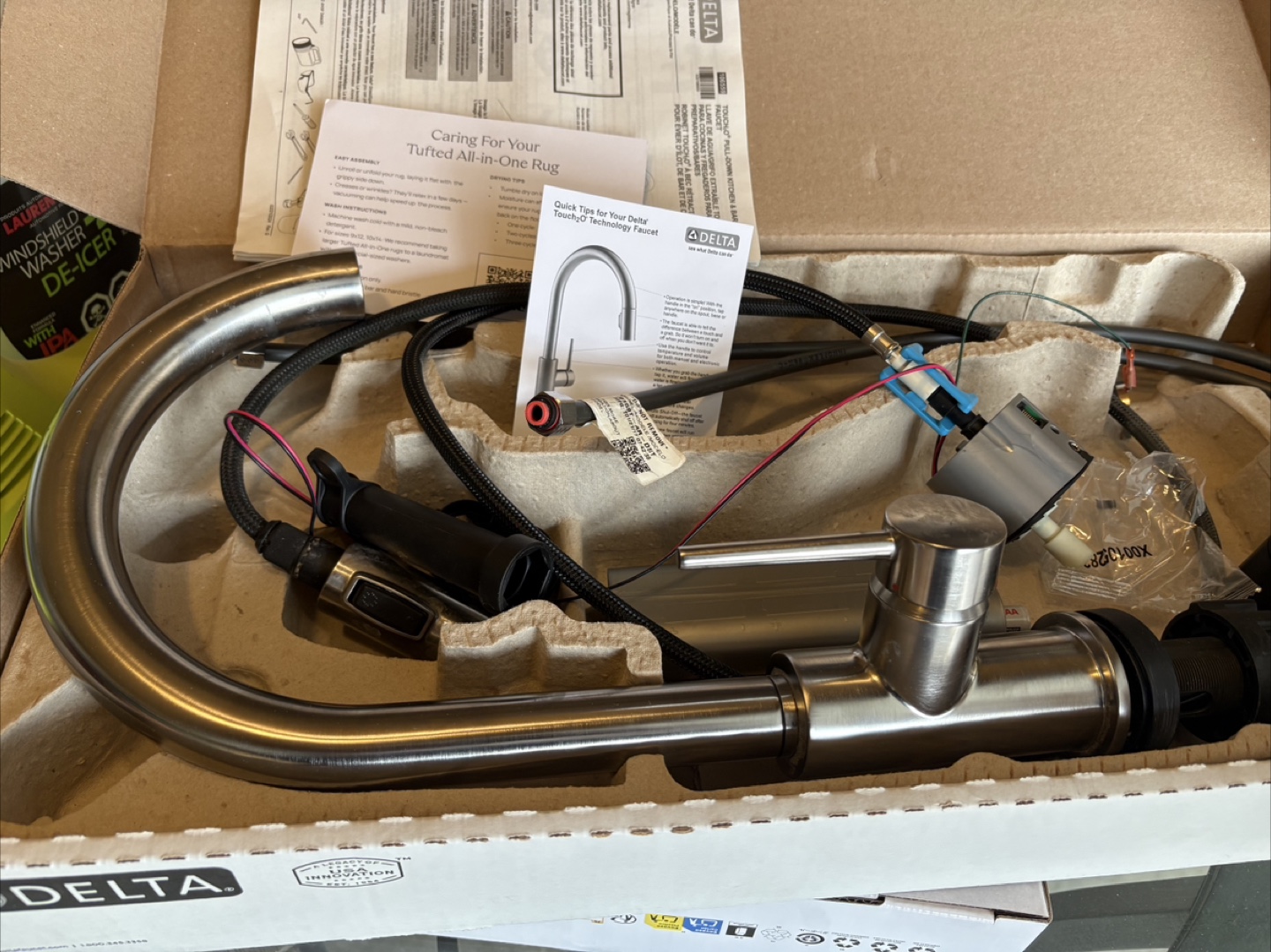 Delta Essa Pull-Down Kitchen Faucet - Stainless Steel