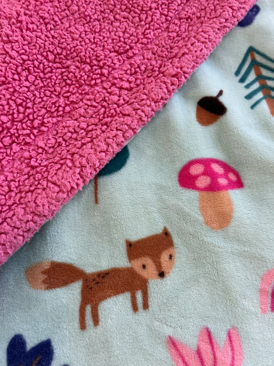 Soft Woodland Blanket – Pink Sherpa Reverse - photo 2