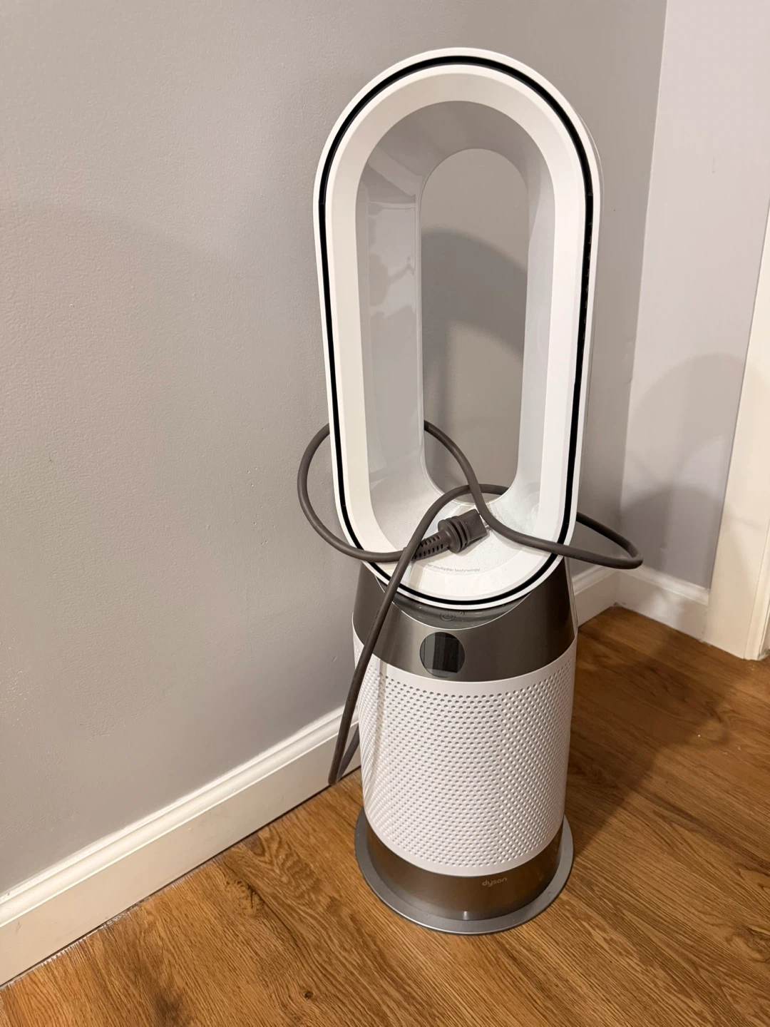 Dyson Pure Cool TP04 Air Purifier and Fan