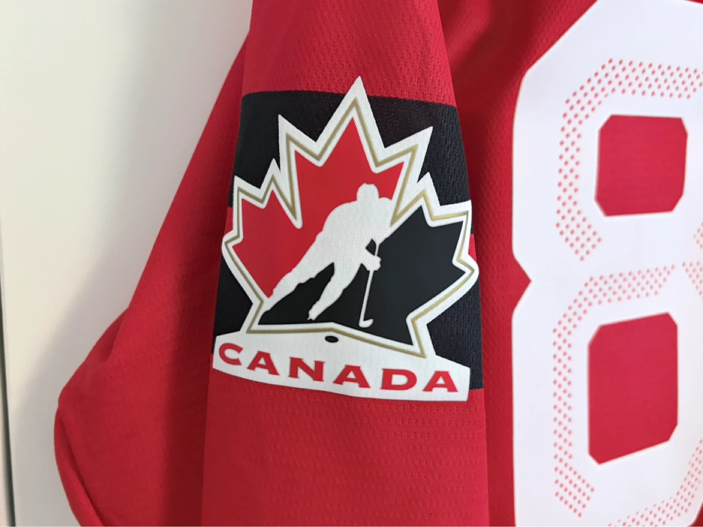 BNWT Authentic Bauer 2026 Canada Crosby Semi Pro Jersey Size 54 - photo 3