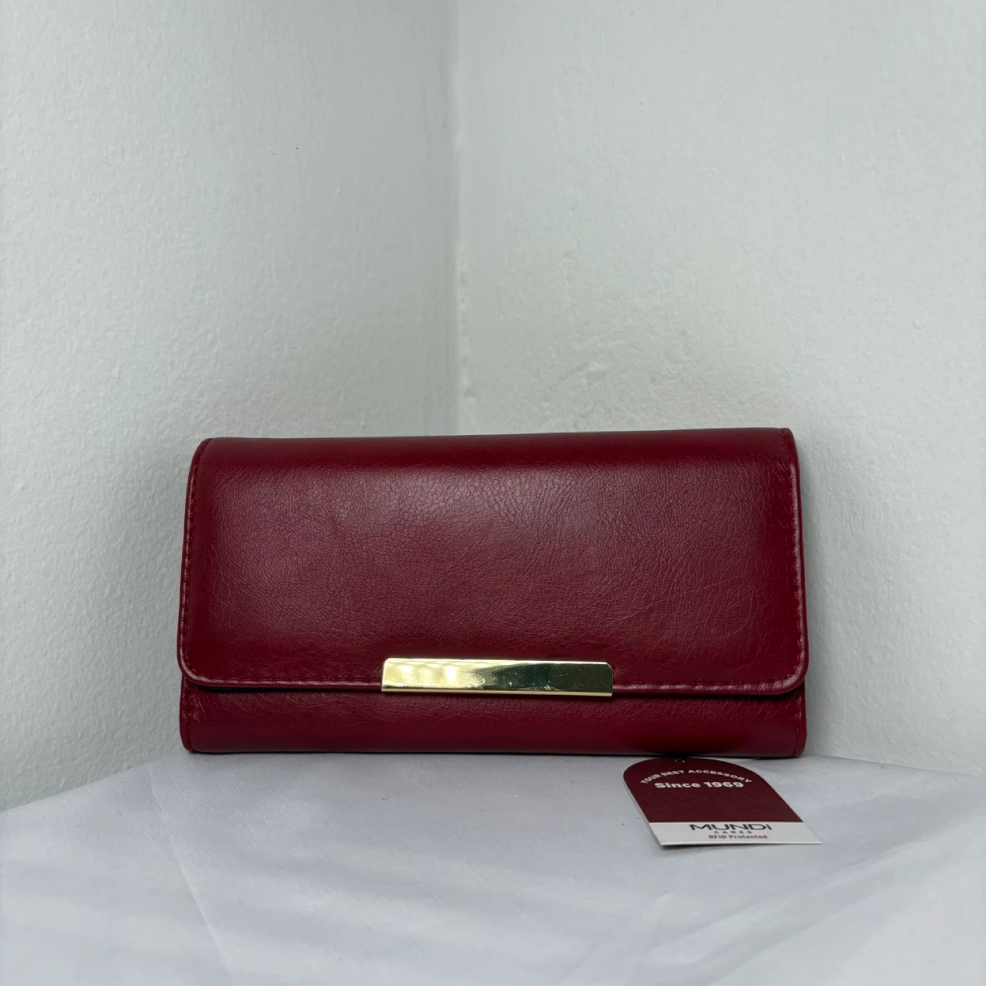 Mundi "Filemaster" Red Faux Leather Wallet