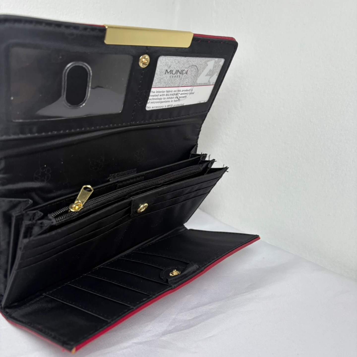 Mundi "Filemaster" Red Faux Leather Wallet - photo 4
