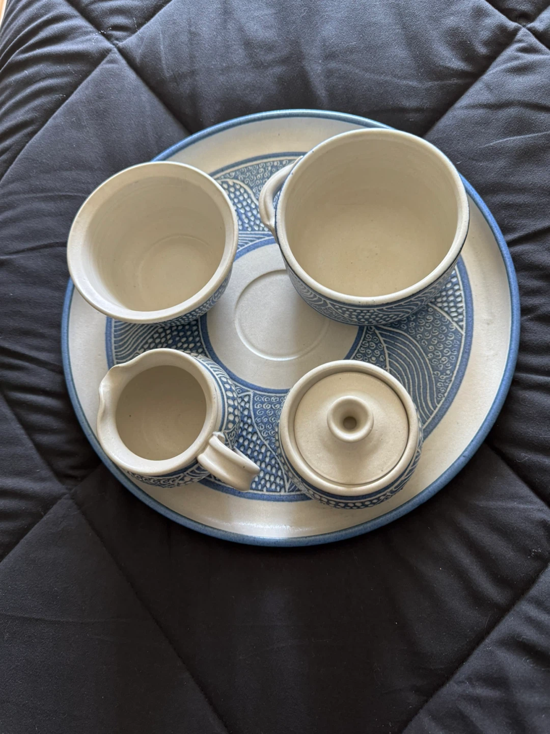 Tanglewood Pottery Creamer and Sugar Bowl Set