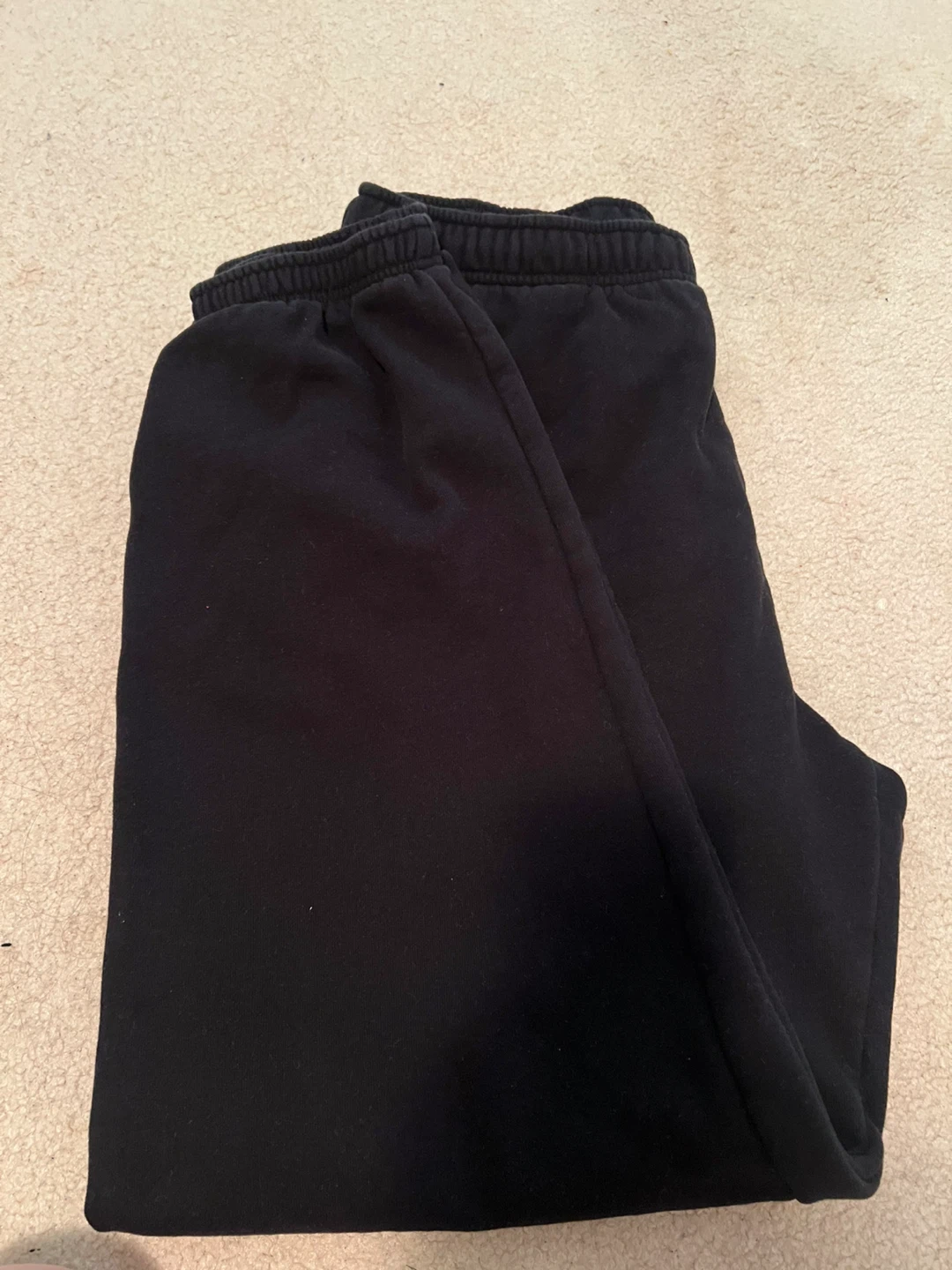 Aritzia Black Sweatpants