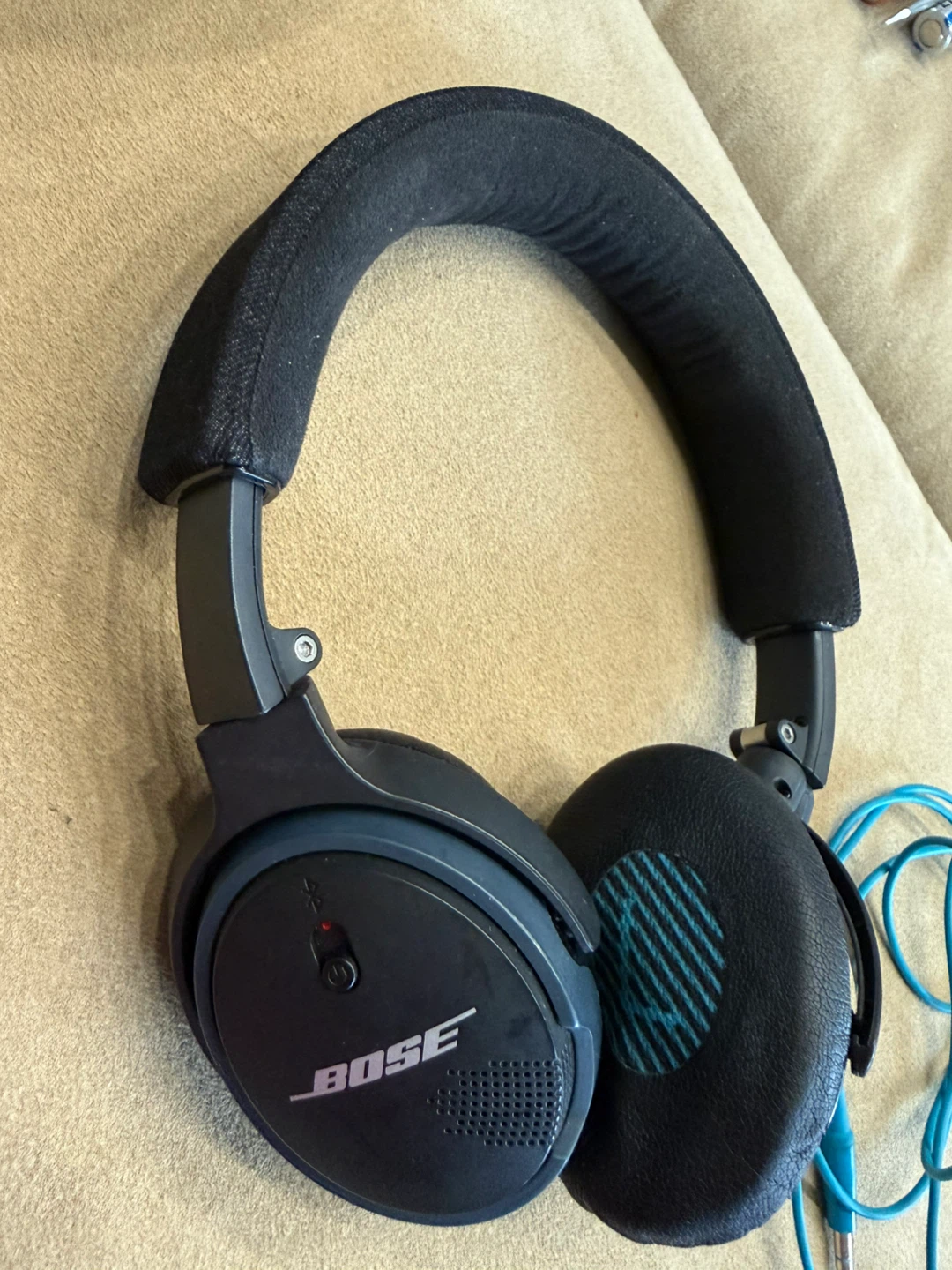 Bose QuietComfort 35 II Noise Cancelling Headphones - photo 3