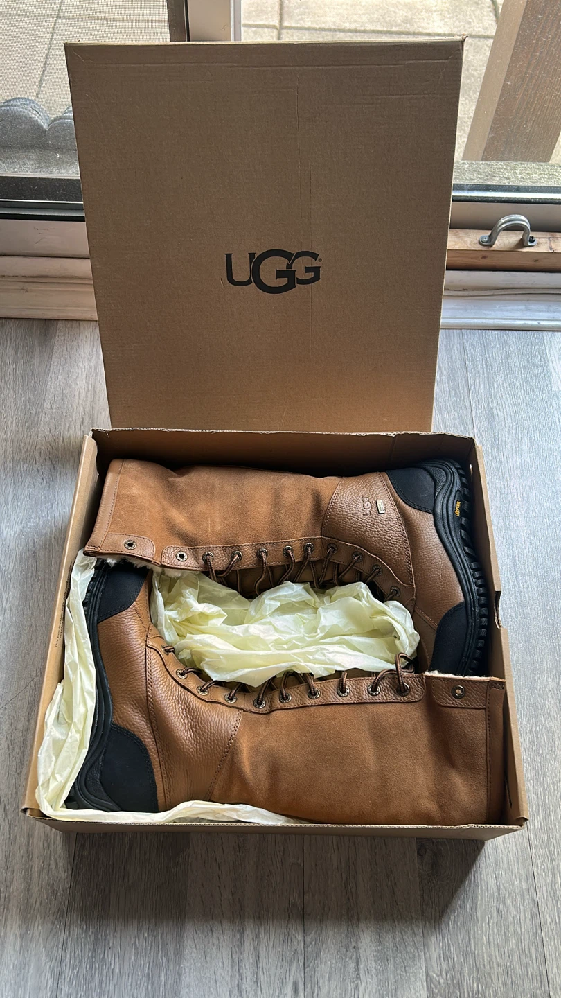 Ugg Adriondak tall boots size 6 US