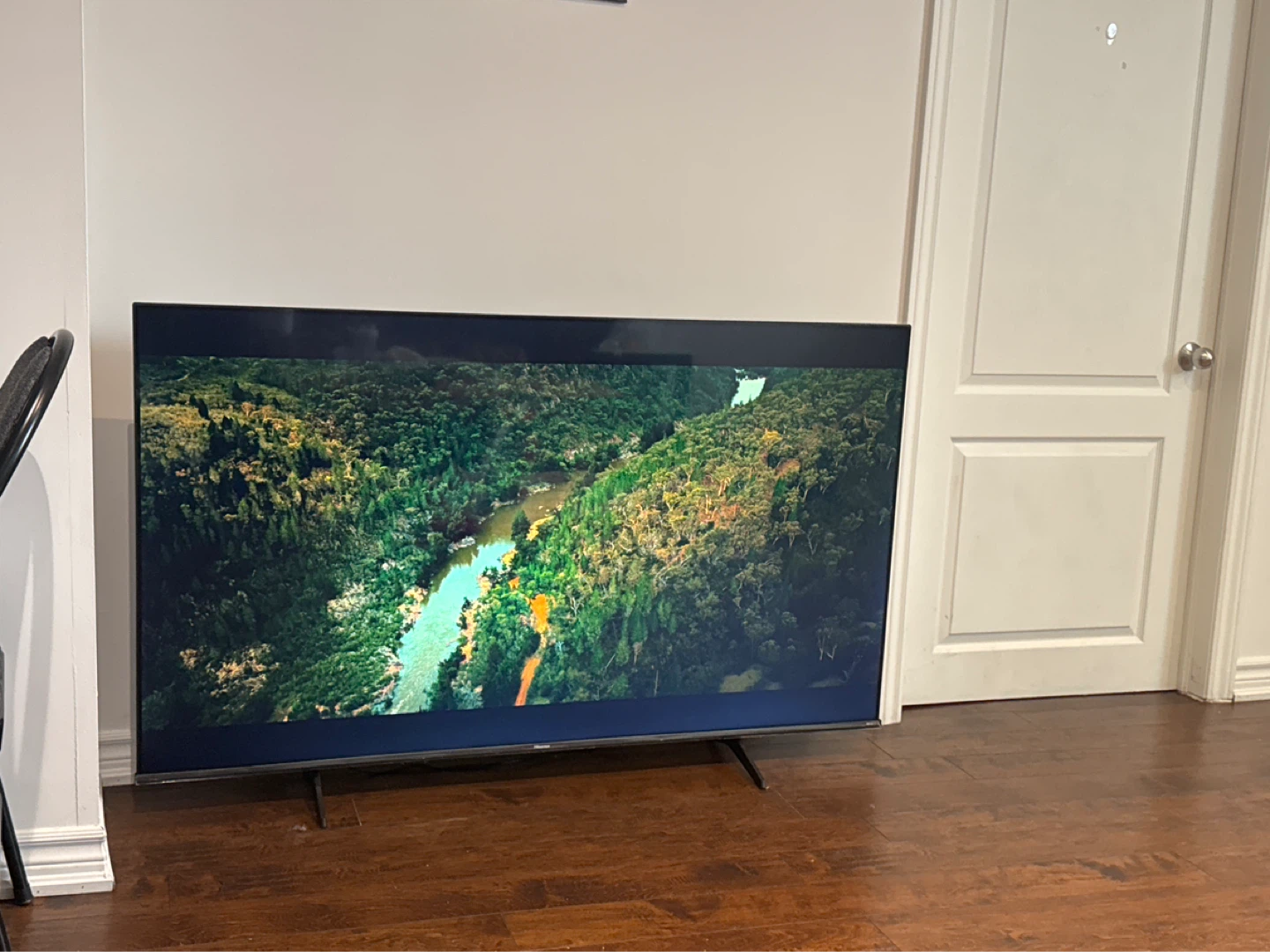 Hisense 65" Smart TV - photo 2