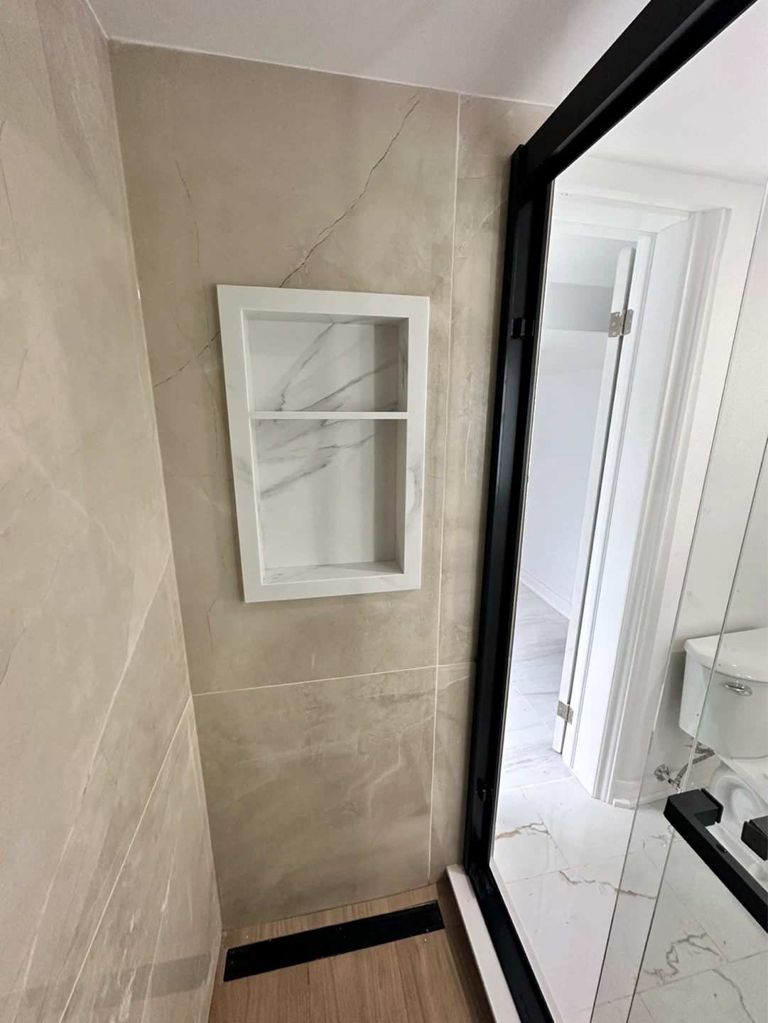 Private Room for Rent - photo 3