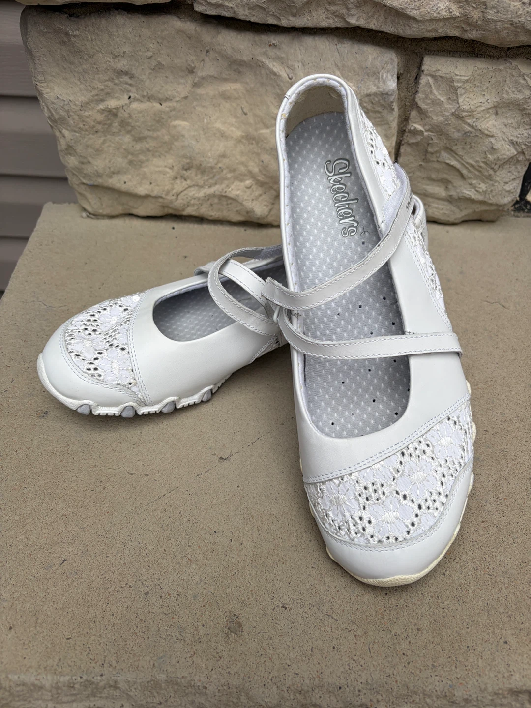 Skechers Women's White Lace Ballet Flats