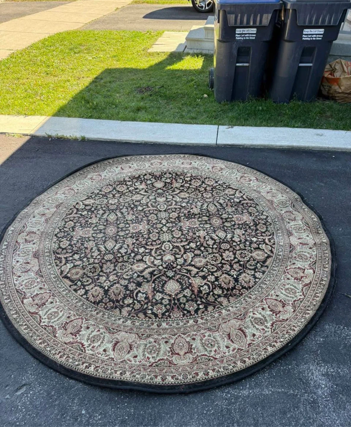 Round Oriental Area Rug