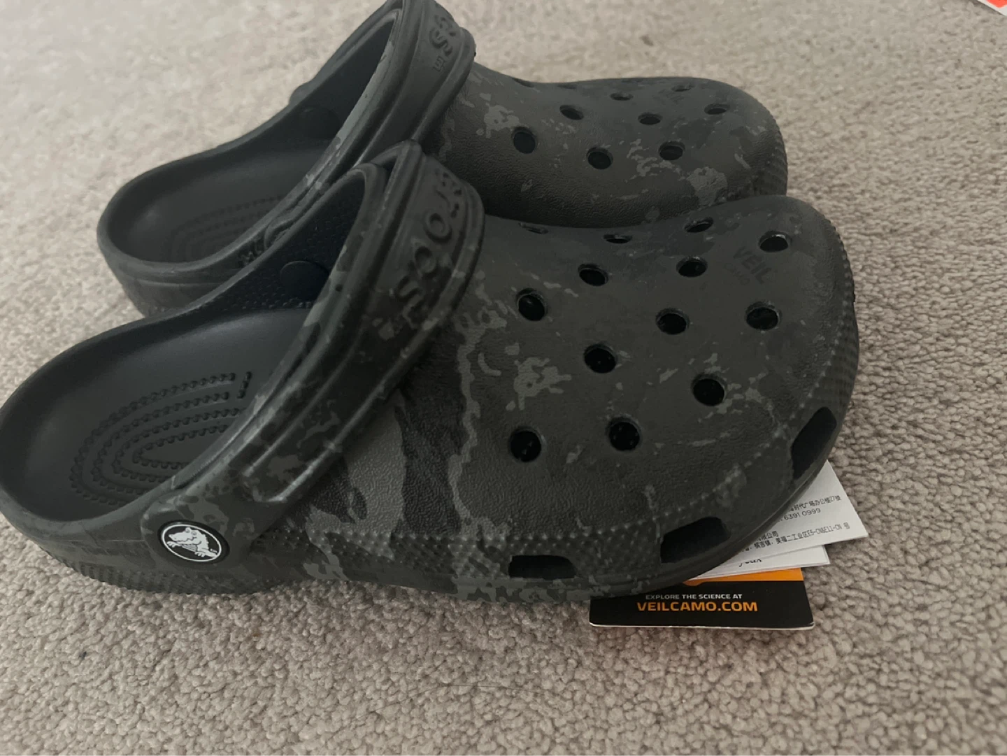 Crocs Classic Camo Clog Shoes - photo 3