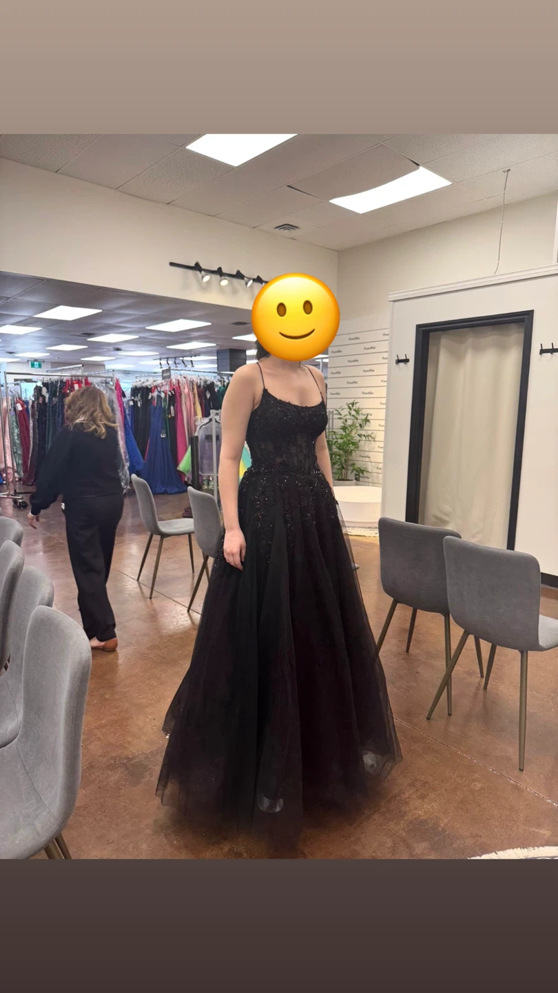 Black Ball Gown - photo 2