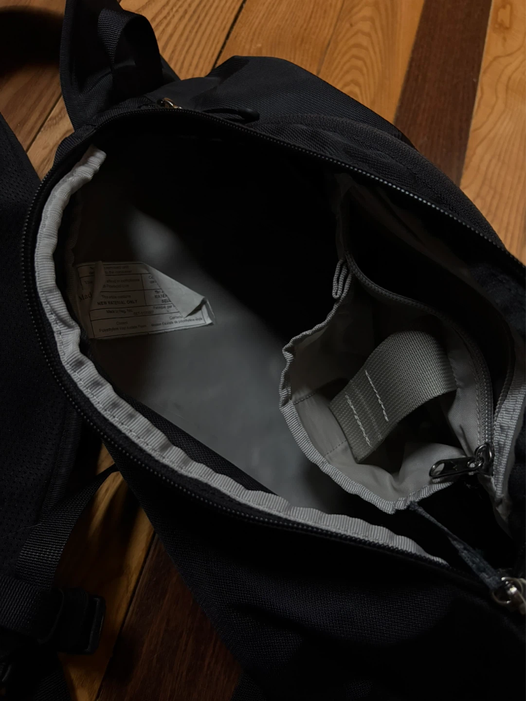 MEC Mountain Equipment Coop pack tri crossbody sling bag pack - photo 5