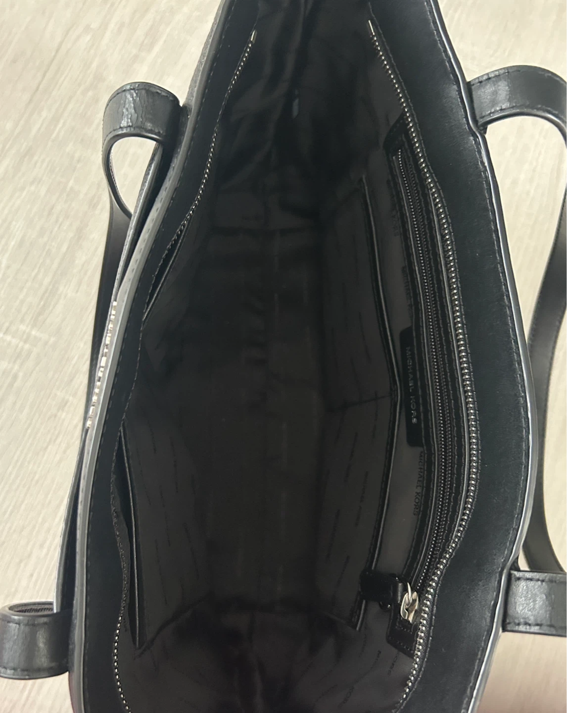 Michael Kors bag - photo 3