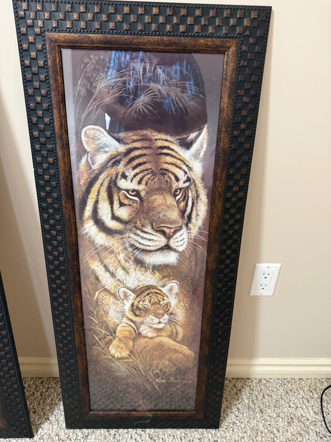 Framed Tiger and Giraffe Wall Art Set - photo 3