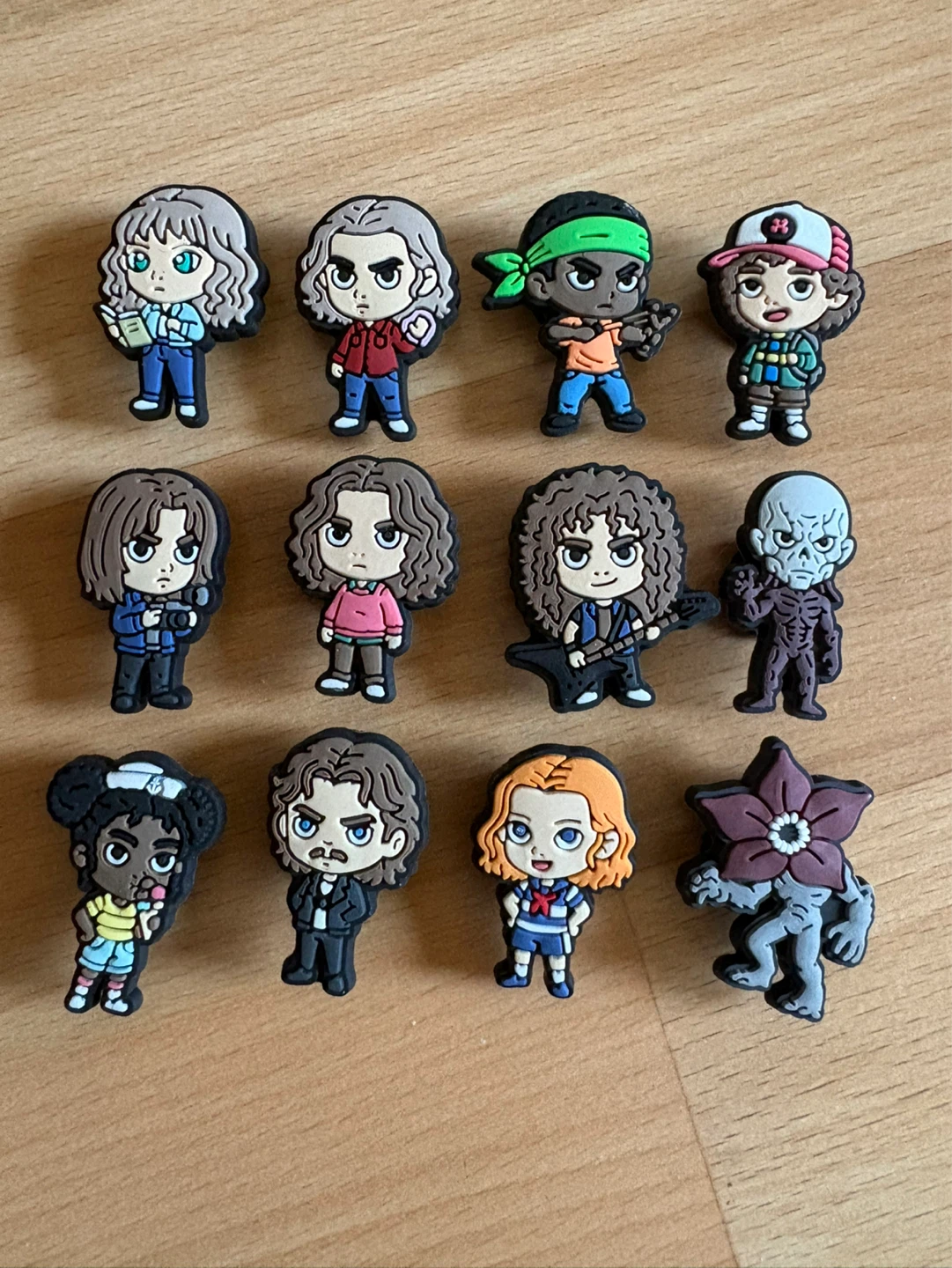 Stanger Things Crocs Charms/gibbitz 🌱