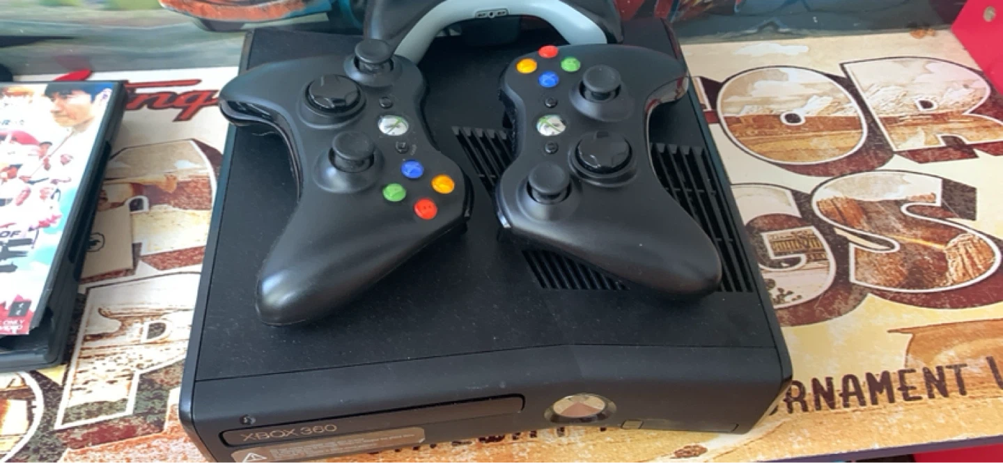 Modded Xbox 360 Kinect Sensor and 2 Controllers