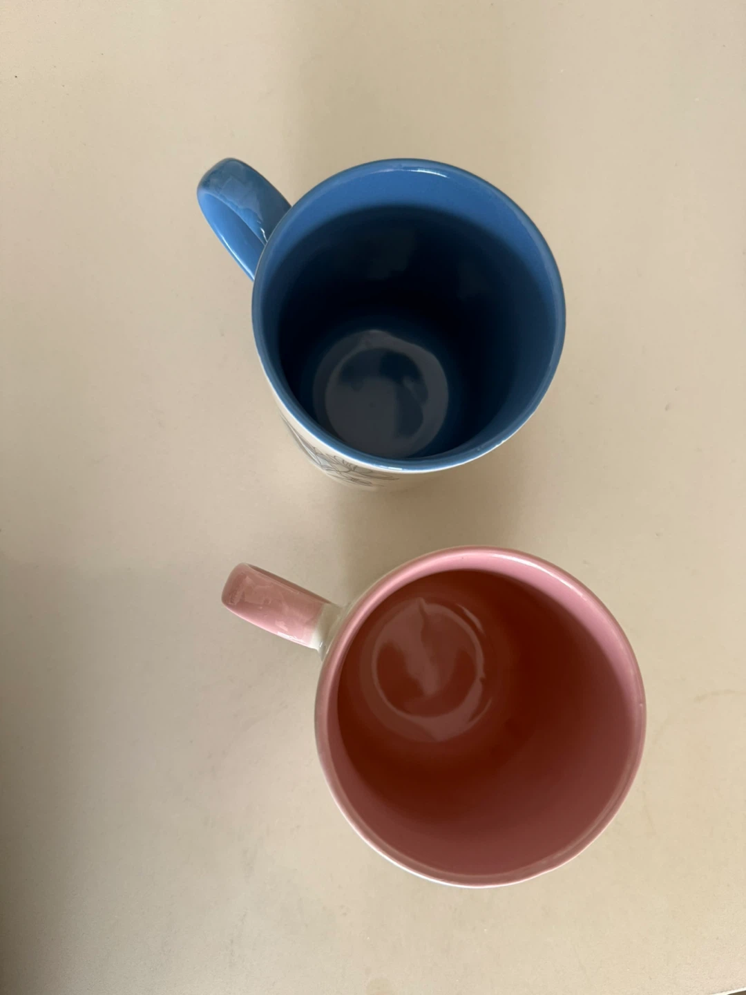 Set of 2 Letter Mugs (A and M) - photo 2