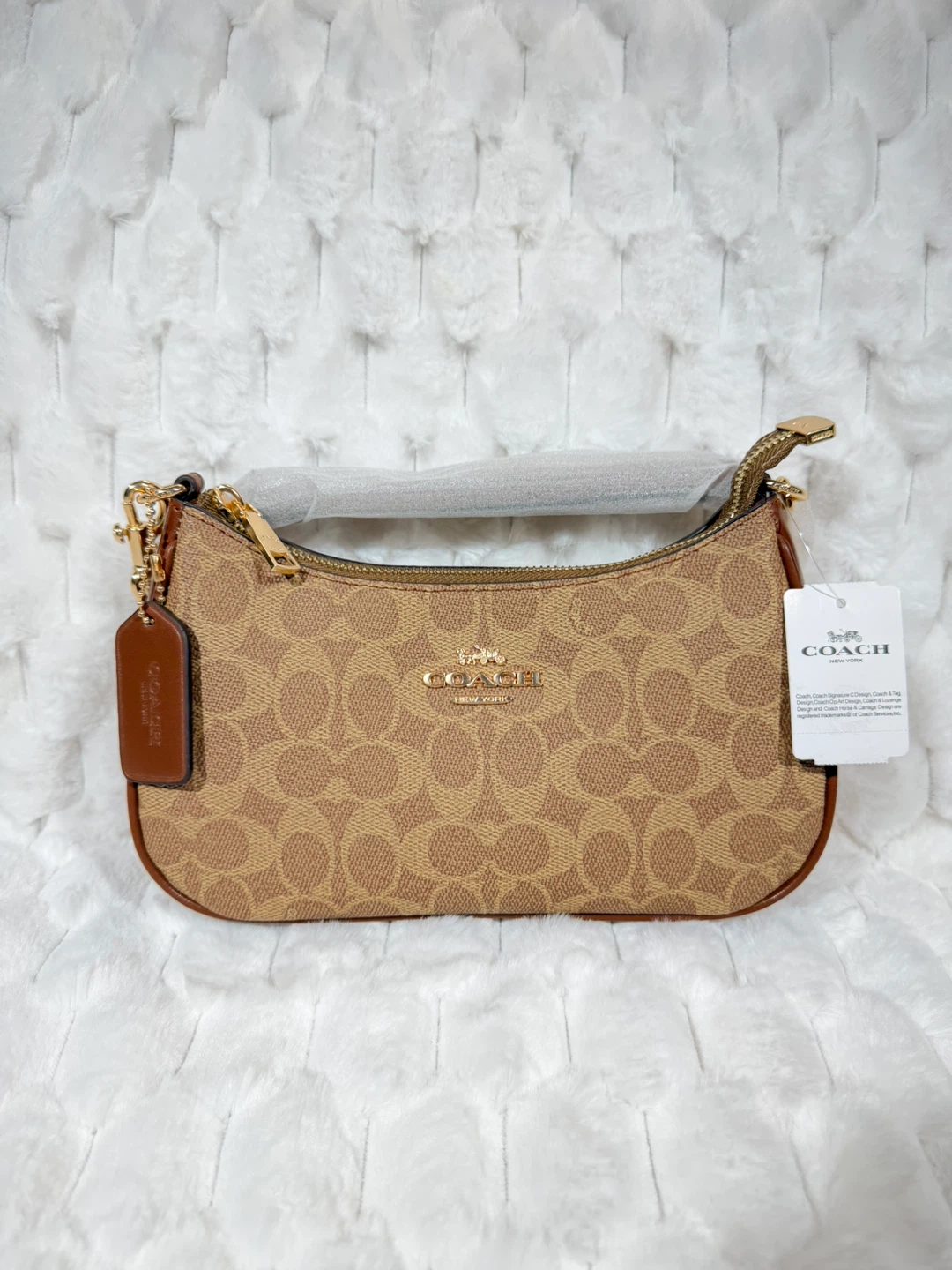 🔥 Coach Teri Shoulder Bag | Brown Leather ✨