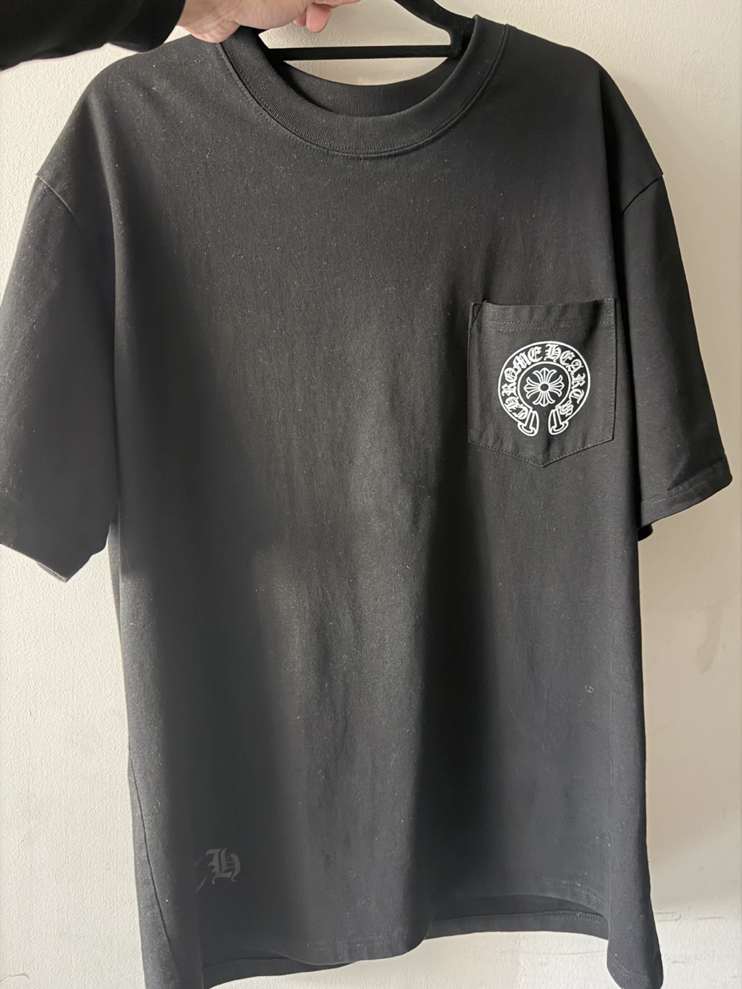 CH Horseshoe Logo Tee in XL - lightly used - photo 3
