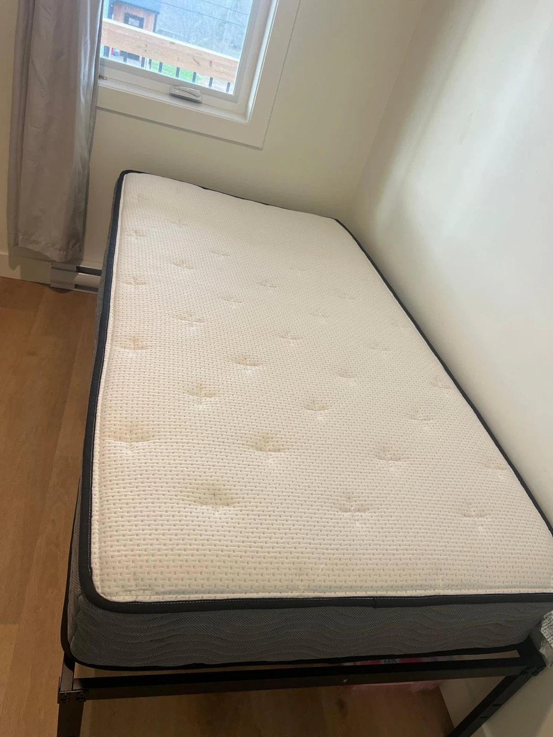 Twin Size Mattress - 10" Thick - photo 2