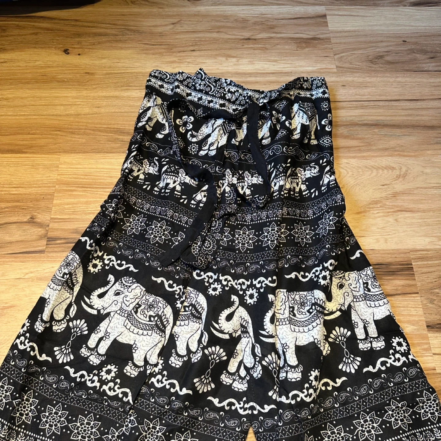 Black and White Elephant Print Palazzo Pants - photo 2