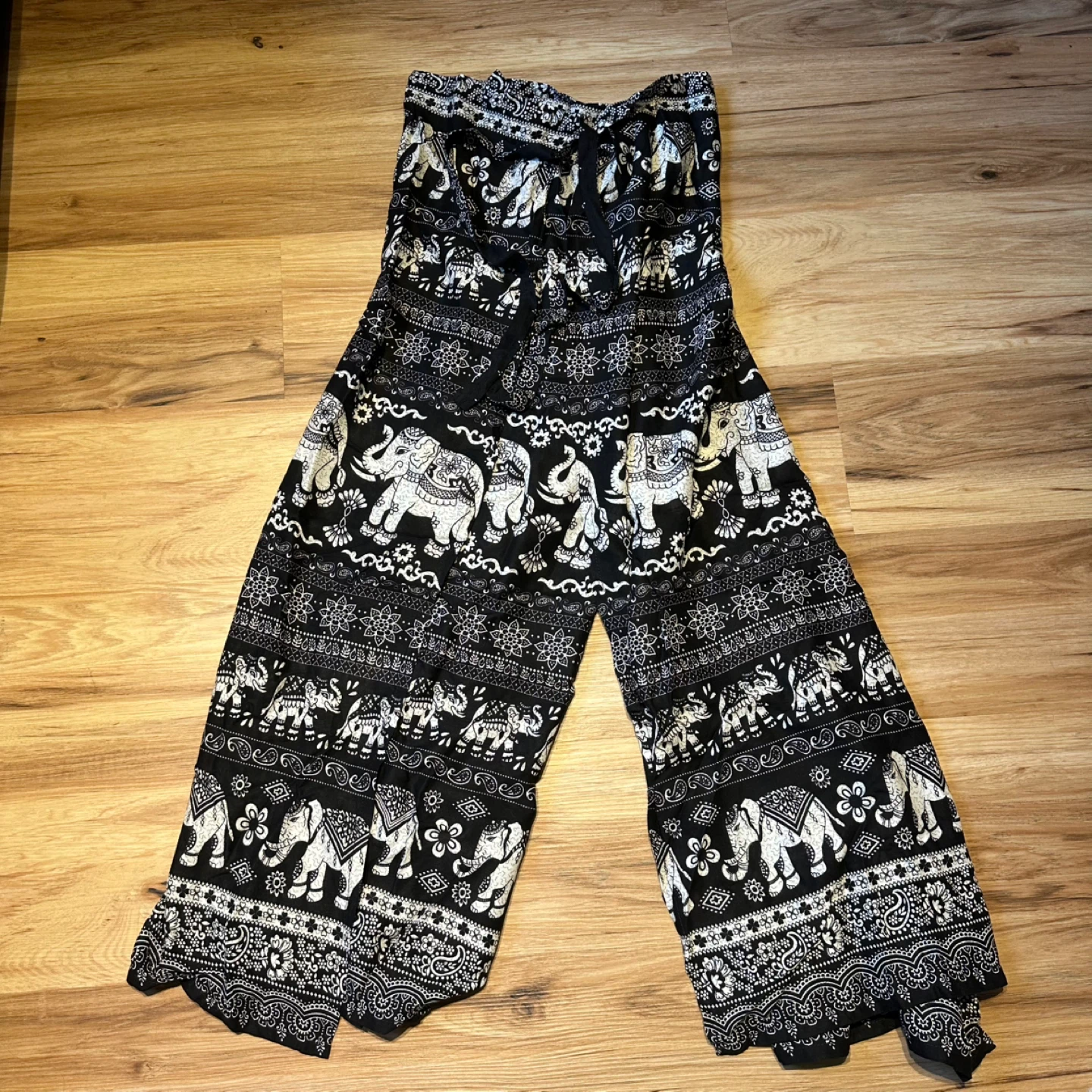 Black and White Elephant Print Palazzo Pants