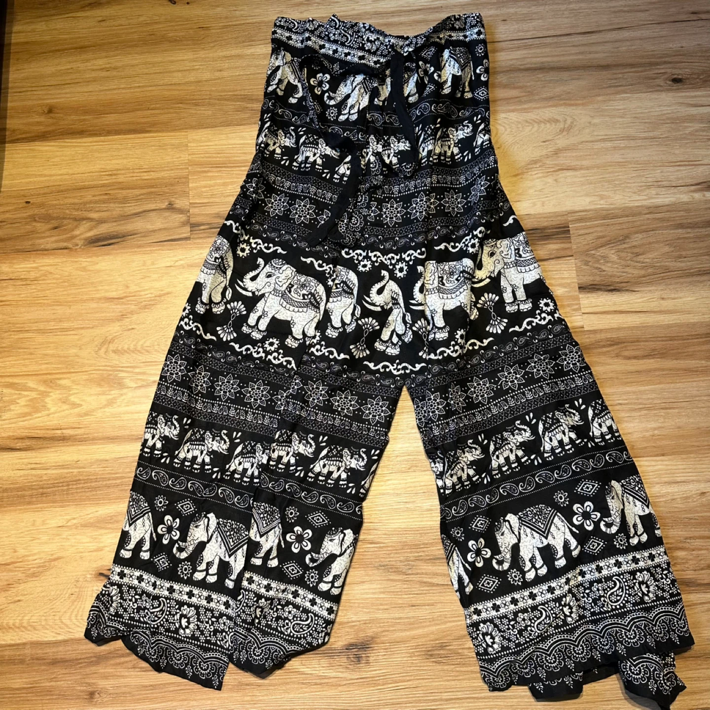 Black and White Elephant Print Palazzo Pants - photo 3