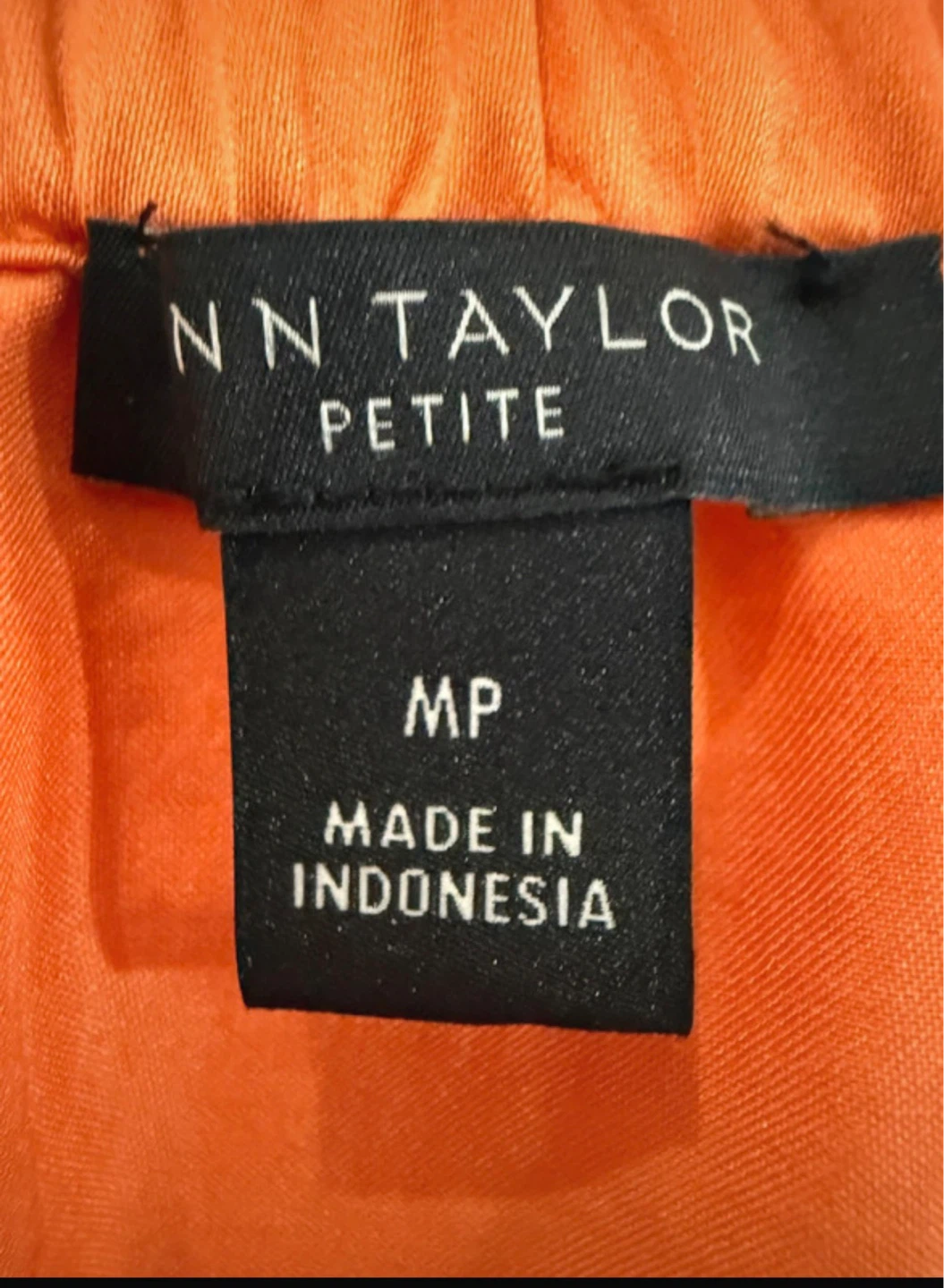 Ann Taylor Petite Orange Ruffle V-Neck Sleeveless Top - Size MP - photo 3