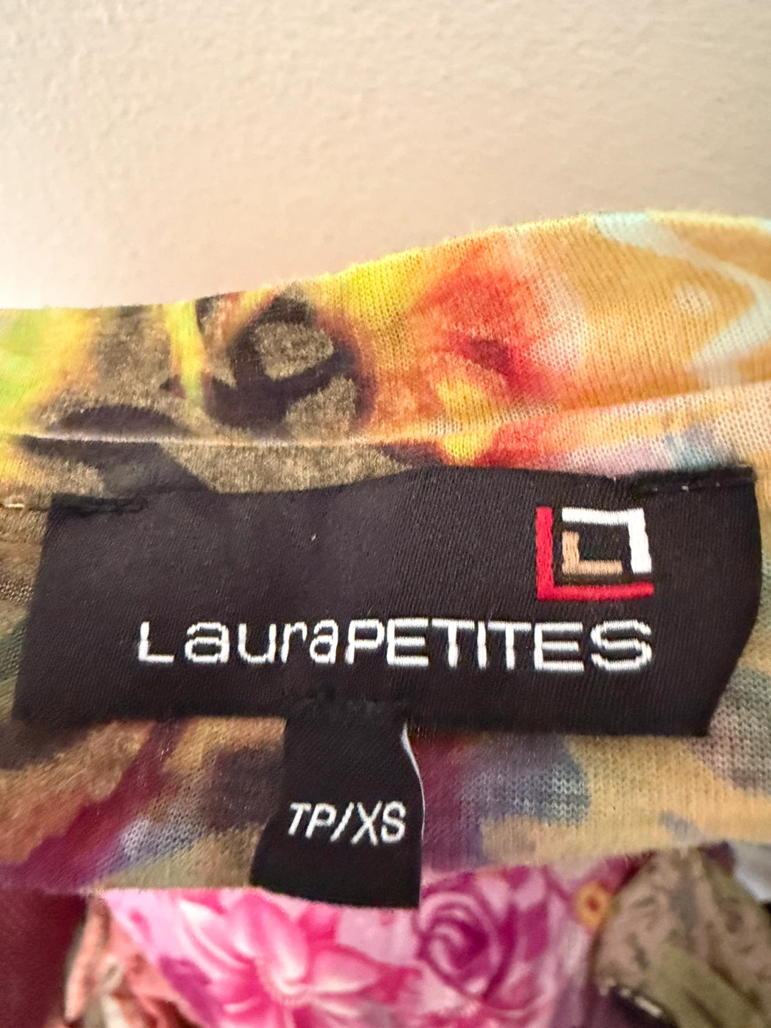 Laura Petites Women's T-Shirt TP/XS - photo 3