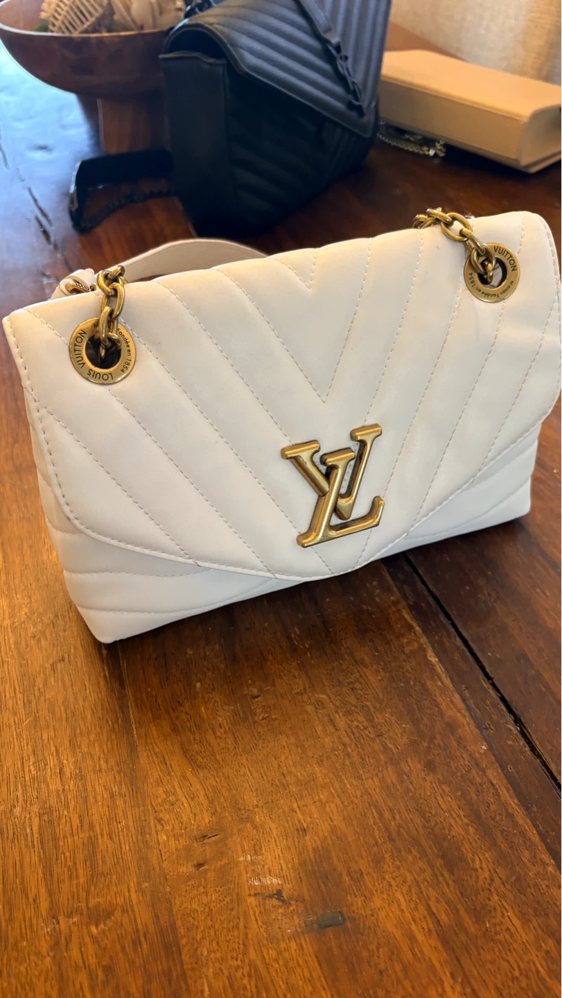 Louis Vuitton  Shoulder Bag