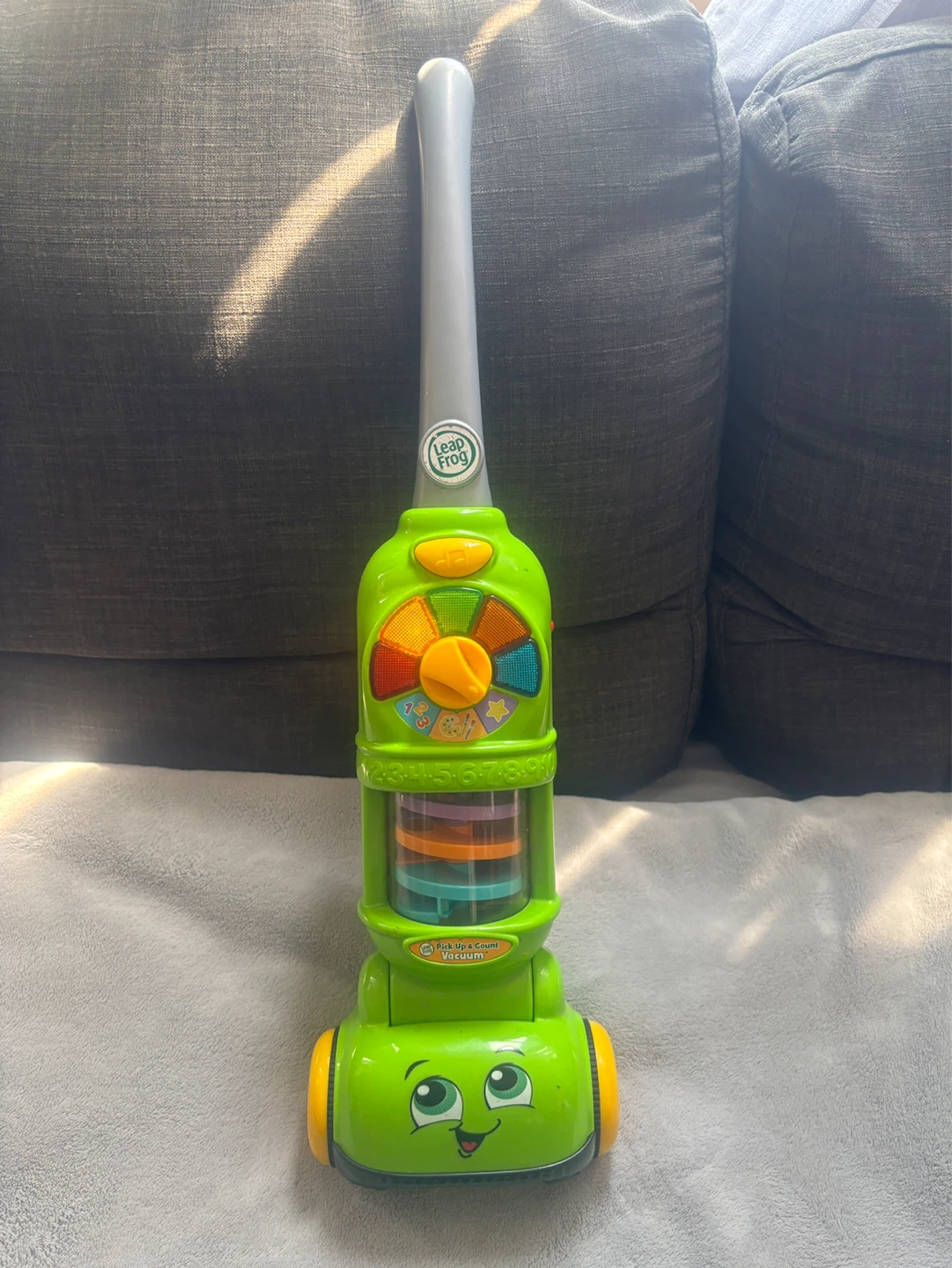 Leap Frog Pick Up & Count Vacuum Toy