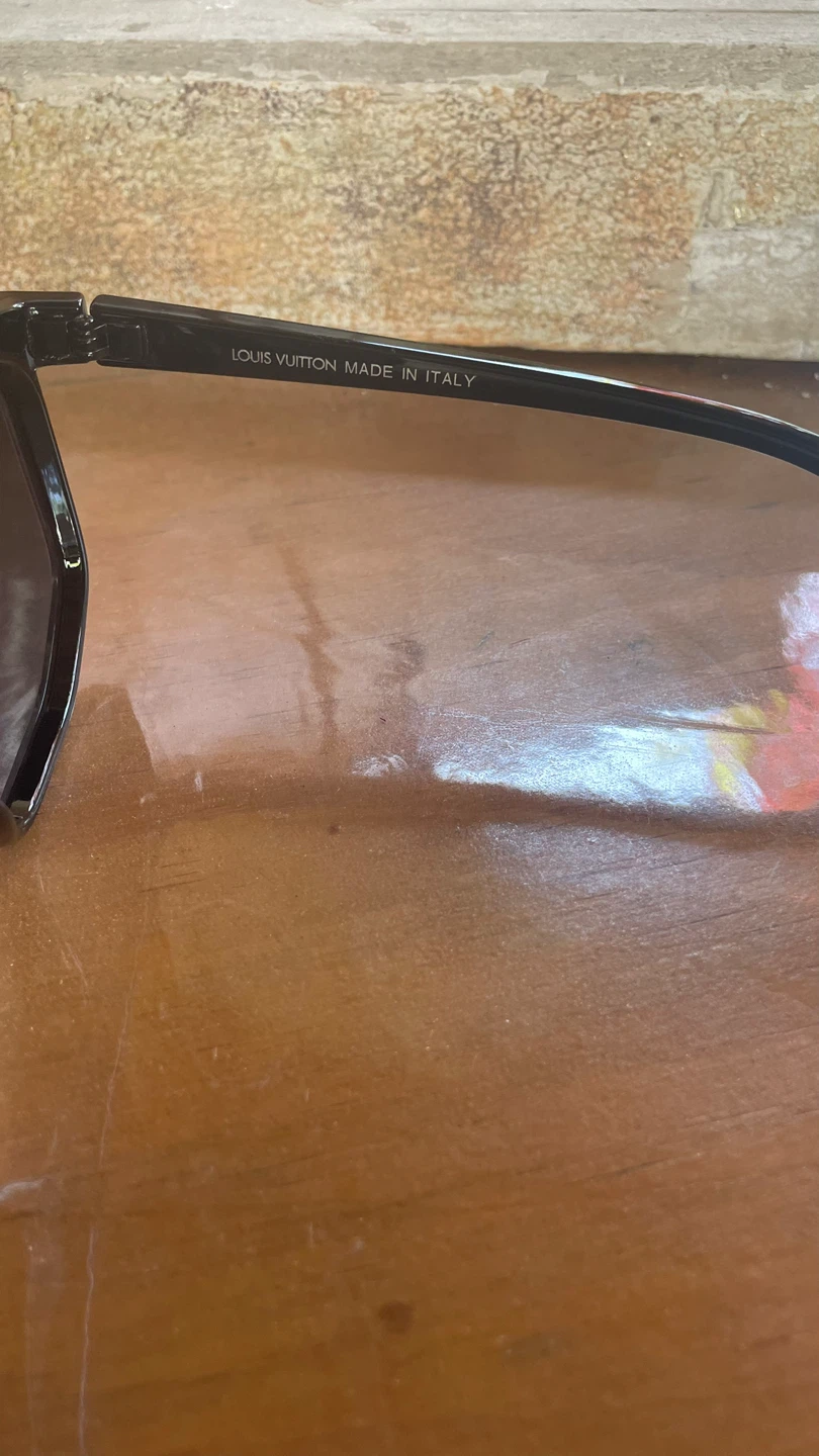 Louis Vuitton Sunglasses - photo 4