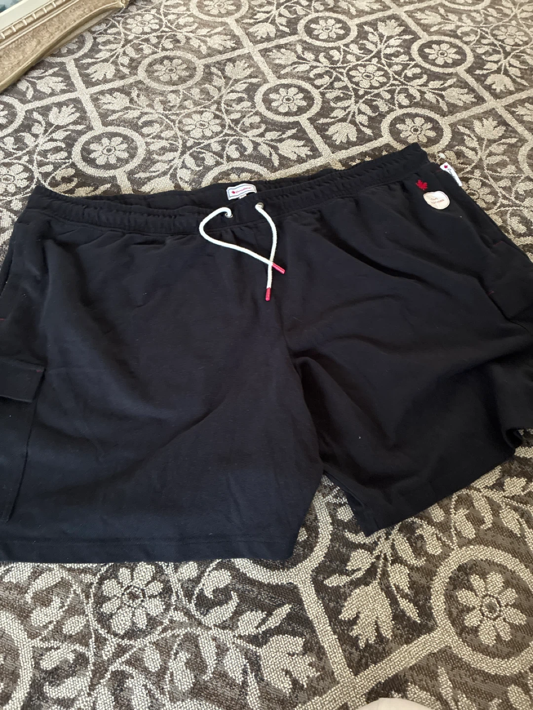 Canadiana Men's Black Cargo Shorts