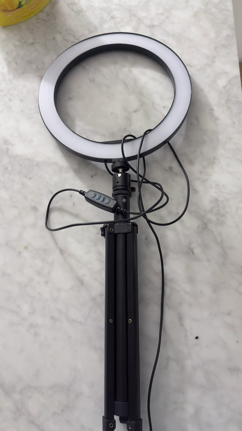 LED Ring Light with Tripod Stand - photo 2